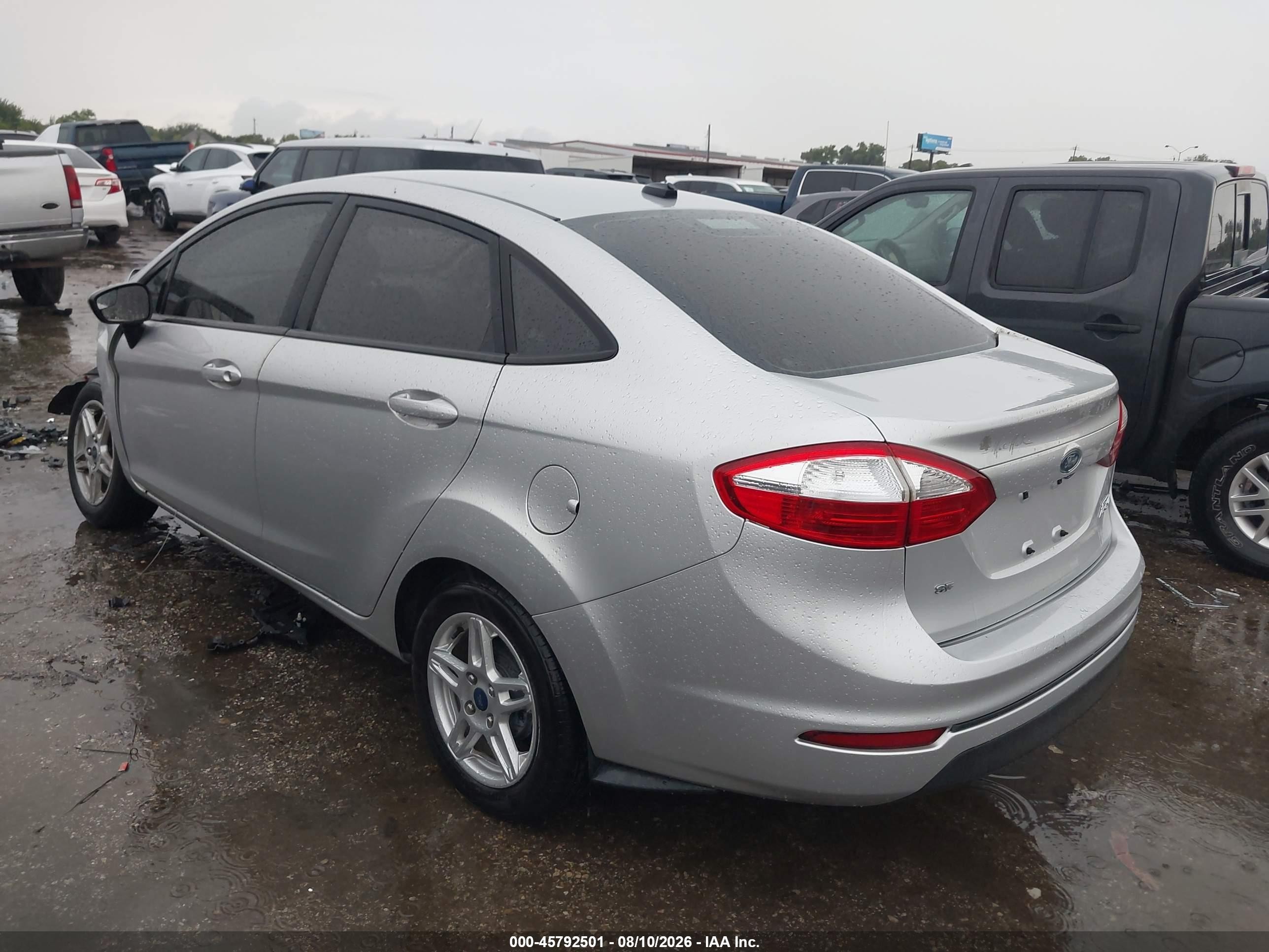 2019 Ford Fiesta Se Silver vin: 3FADP4BJ5KM140948