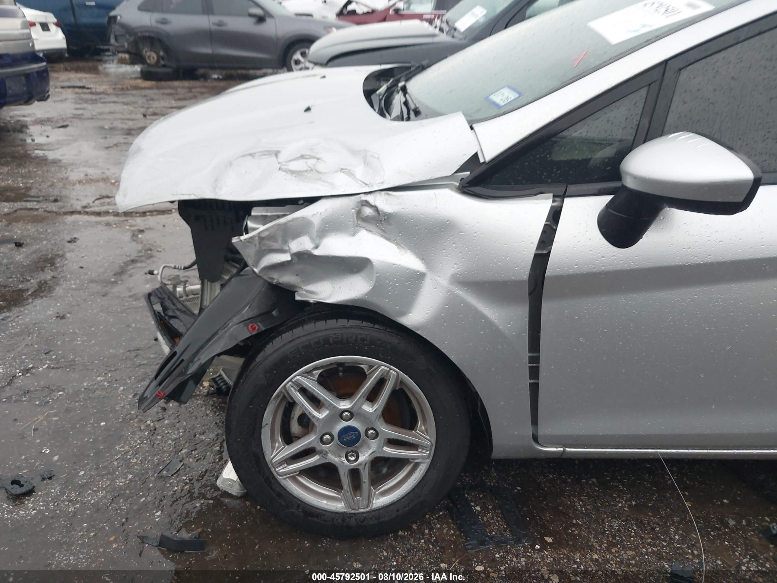 2019 Ford Fiesta Se Silver vin: 3FADP4BJ5KM140948