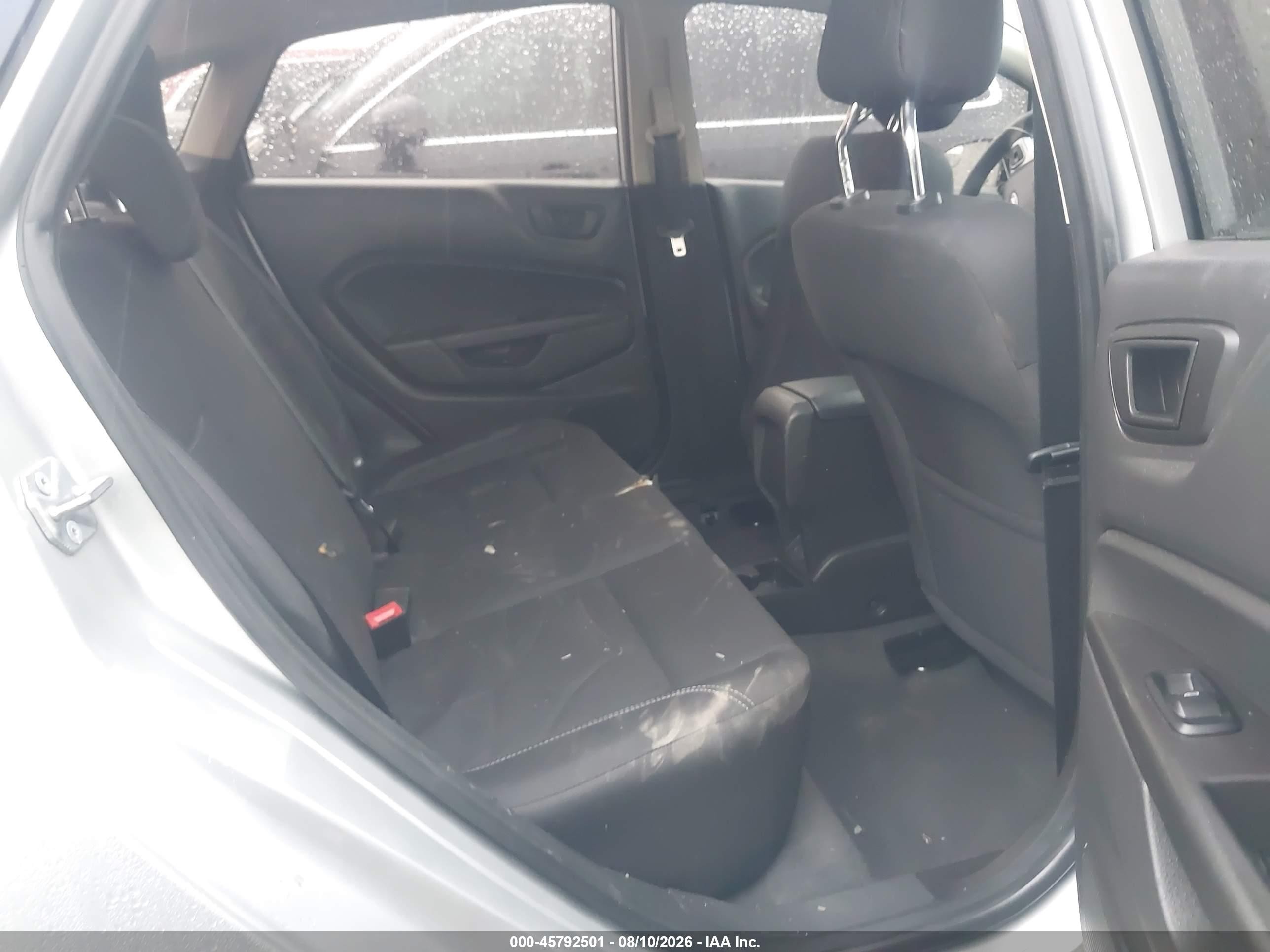 2019 Ford Fiesta Se Silver vin: 3FADP4BJ5KM140948