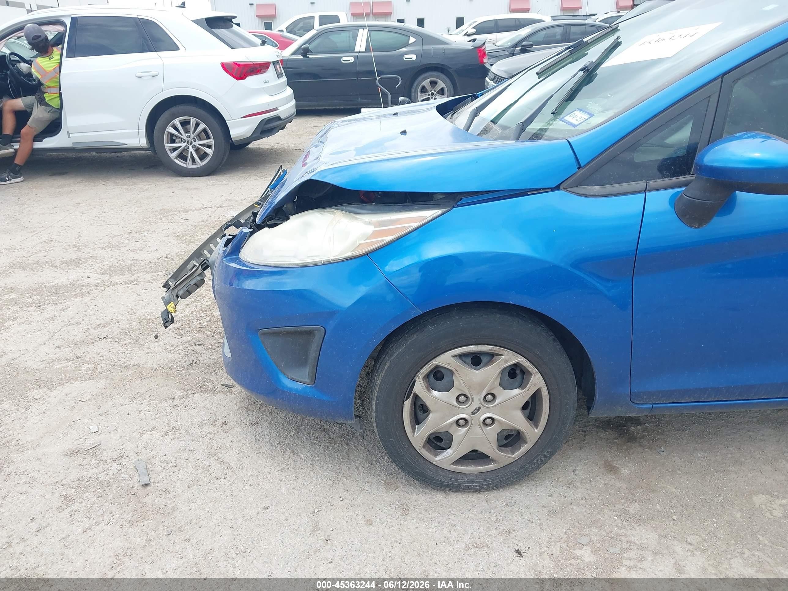 2011 Ford Fiesta Se Синий vin: 3FADP4BJ6BM176227