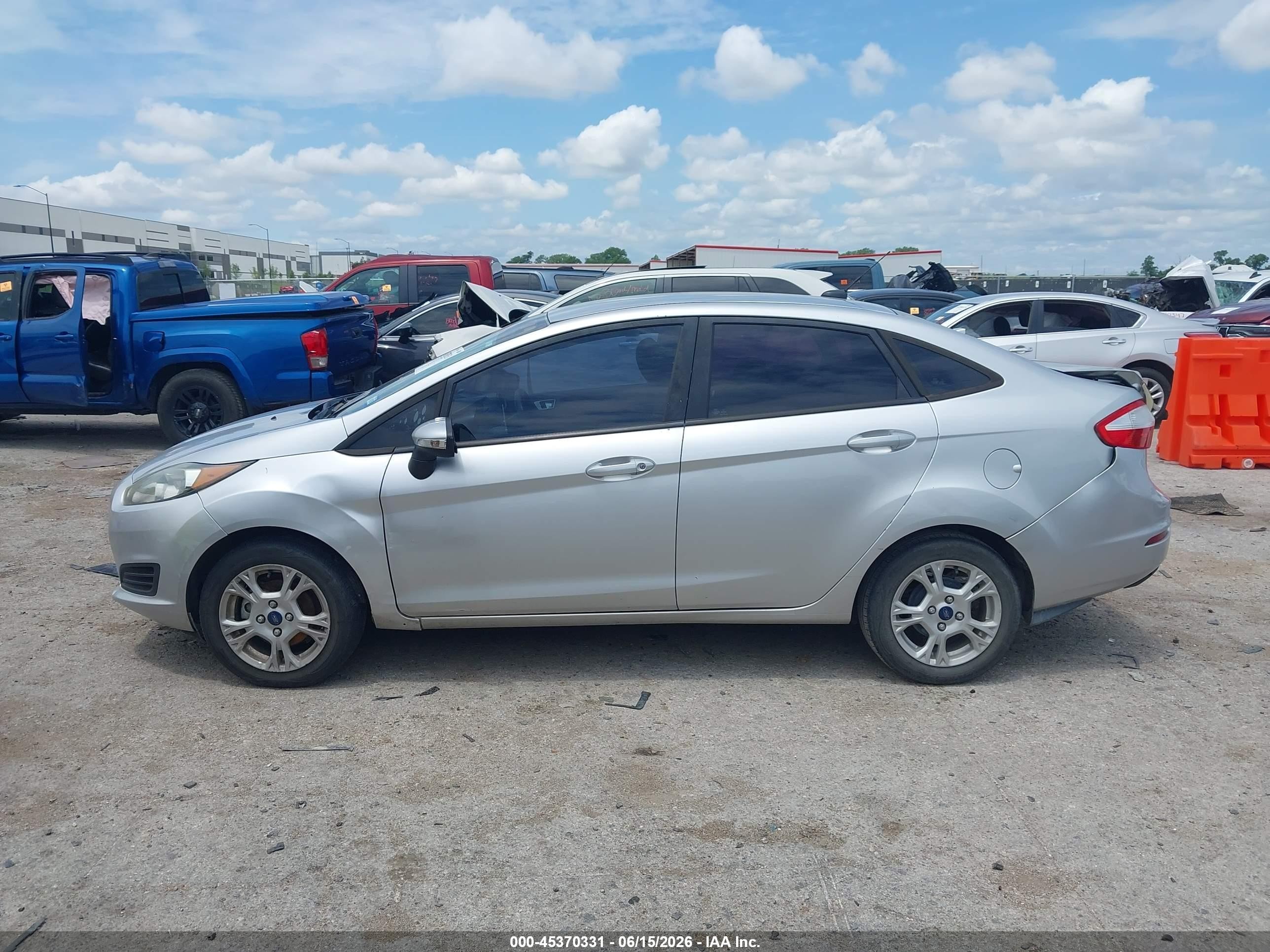 2014 Ford Fiesta Se Silver vin: 3FADP4BJ6EM221879