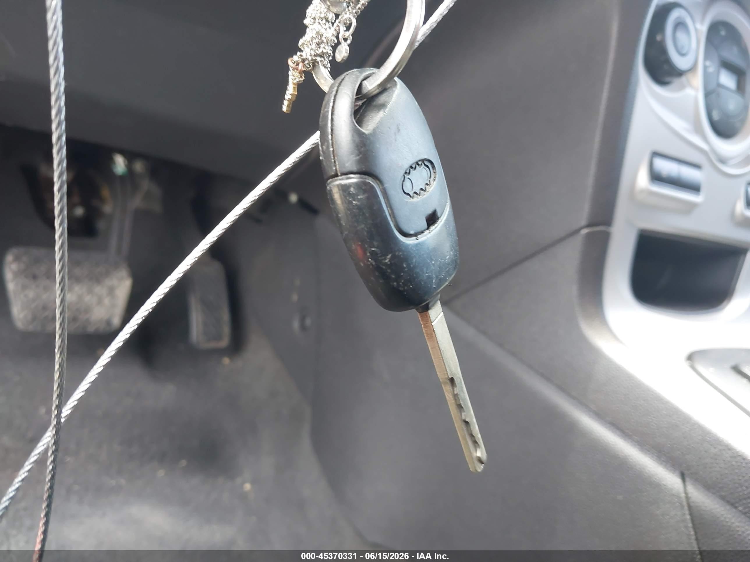 2014 Ford Fiesta Se Silver vin: 3FADP4BJ6EM221879