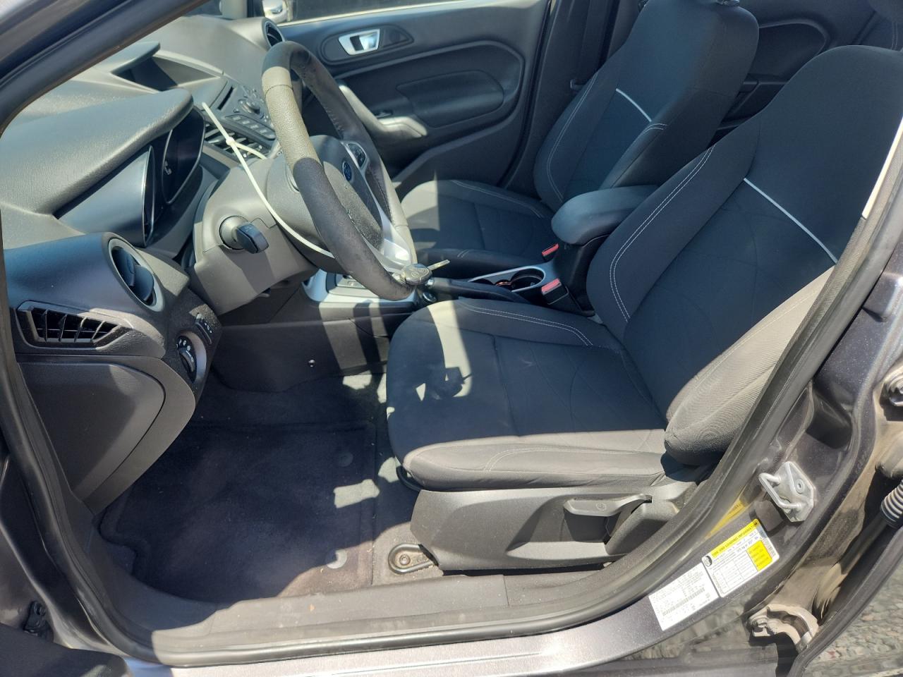2014 Ford Fiesta Se Gray vin: 3FADP4BJ6EM233384