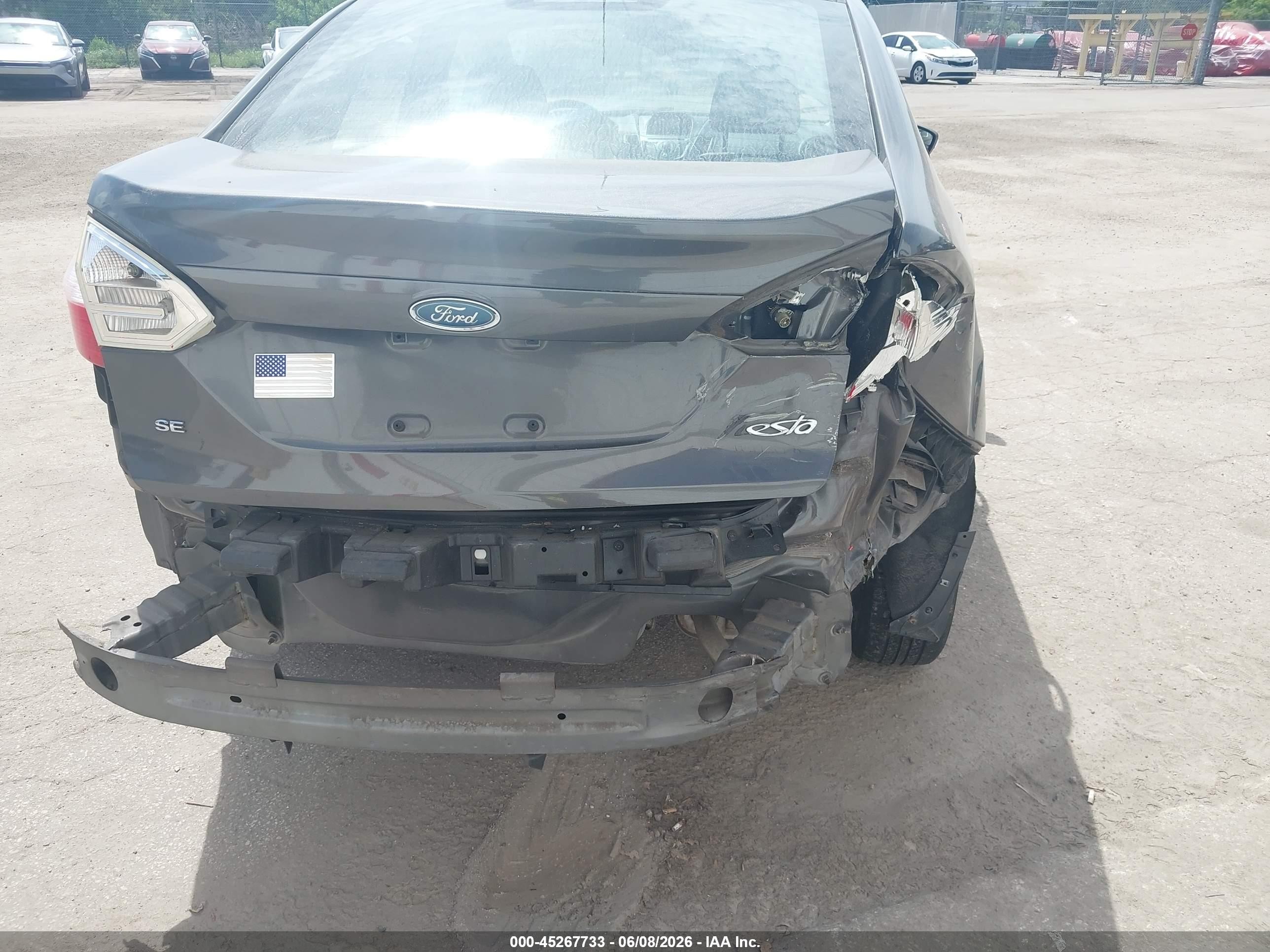 2015 Ford Fiesta Se Gray vin: 3FADP4BJ6FM100657