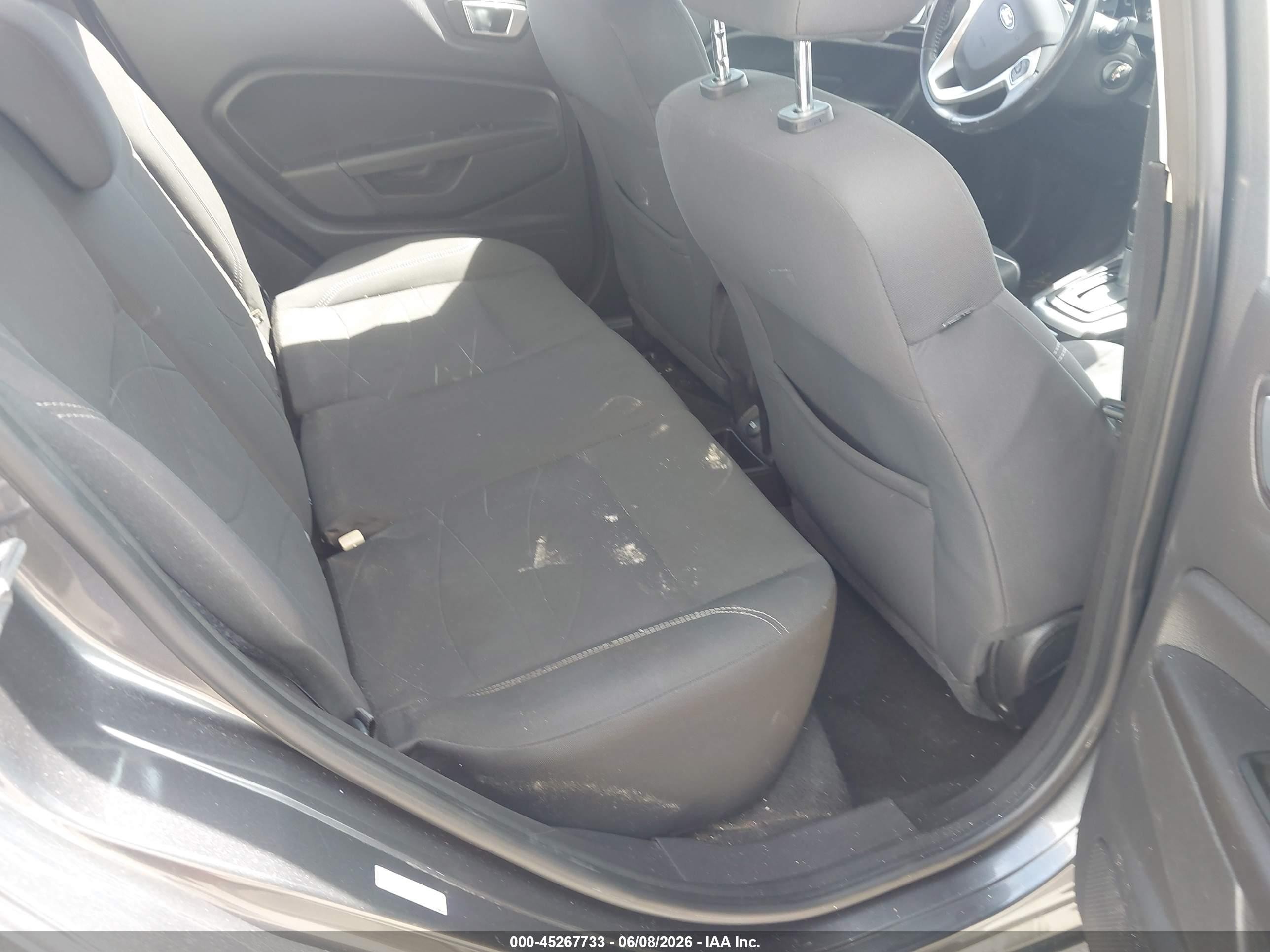 2015 Ford Fiesta Se Gray vin: 3FADP4BJ6FM100657