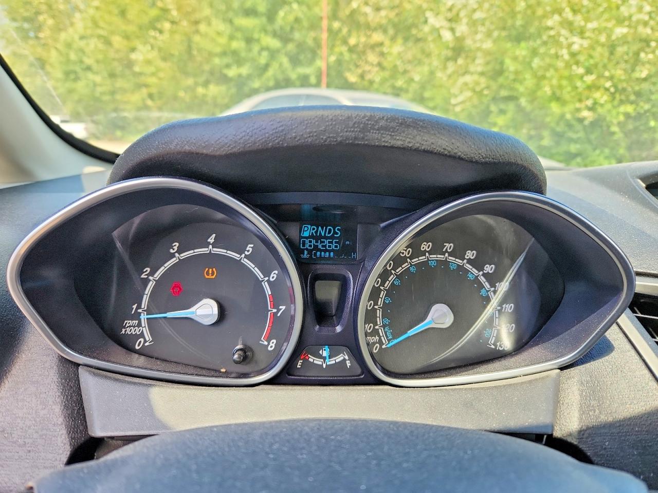 2015 Ford Fiesta Se Черный vin: 3FADP4BJ6FM161961