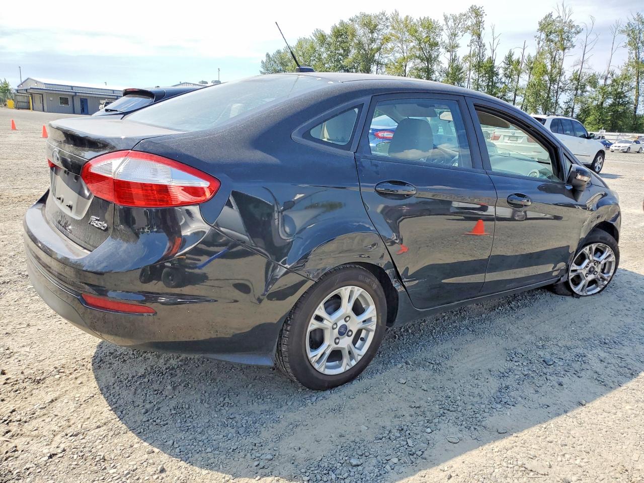 2015 Ford Fiesta Se Черный vin: 3FADP4BJ6FM161961