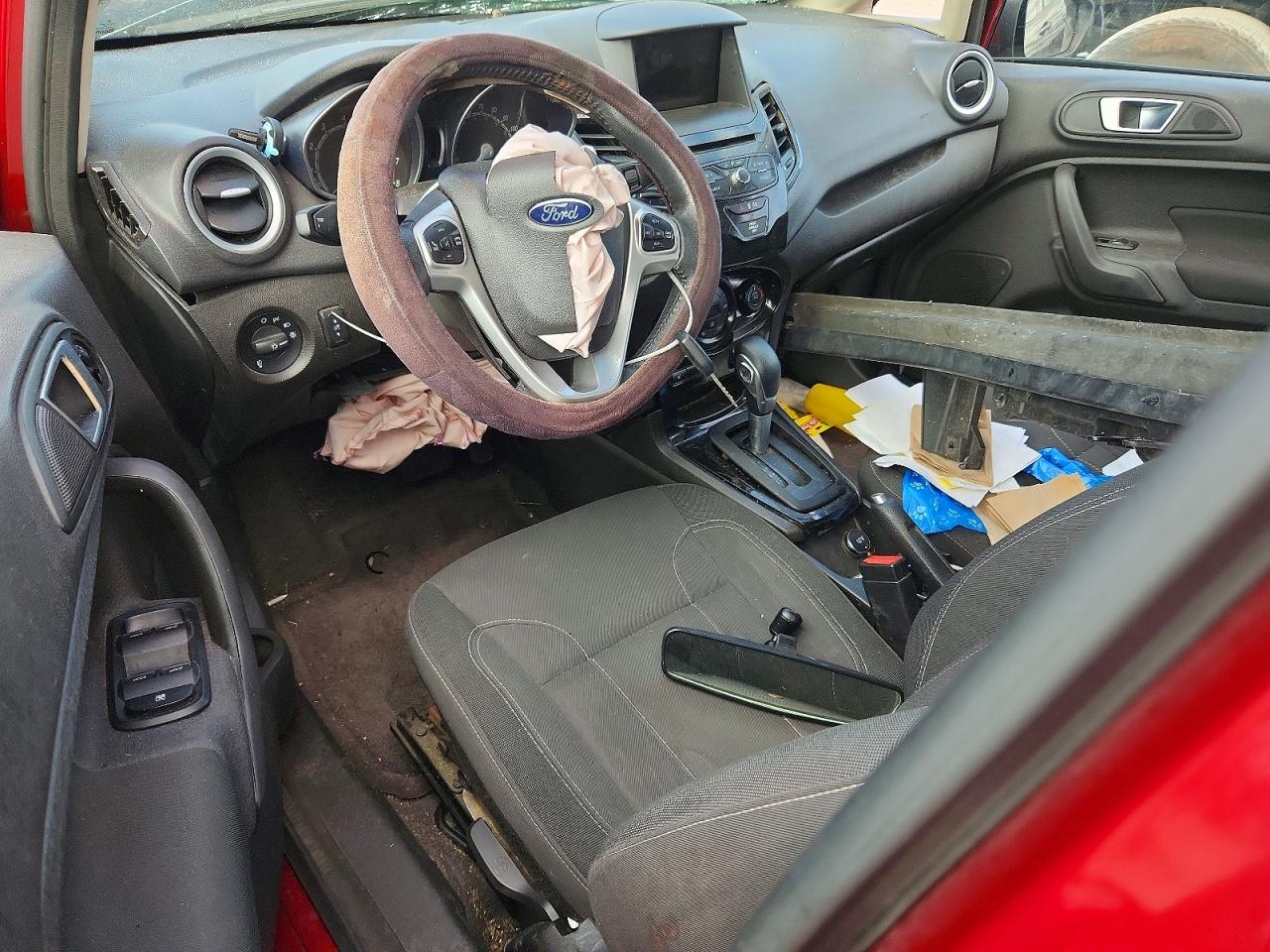 2015 Ford Fiesta Se Red vin: 3FADP4BJ6FM178629