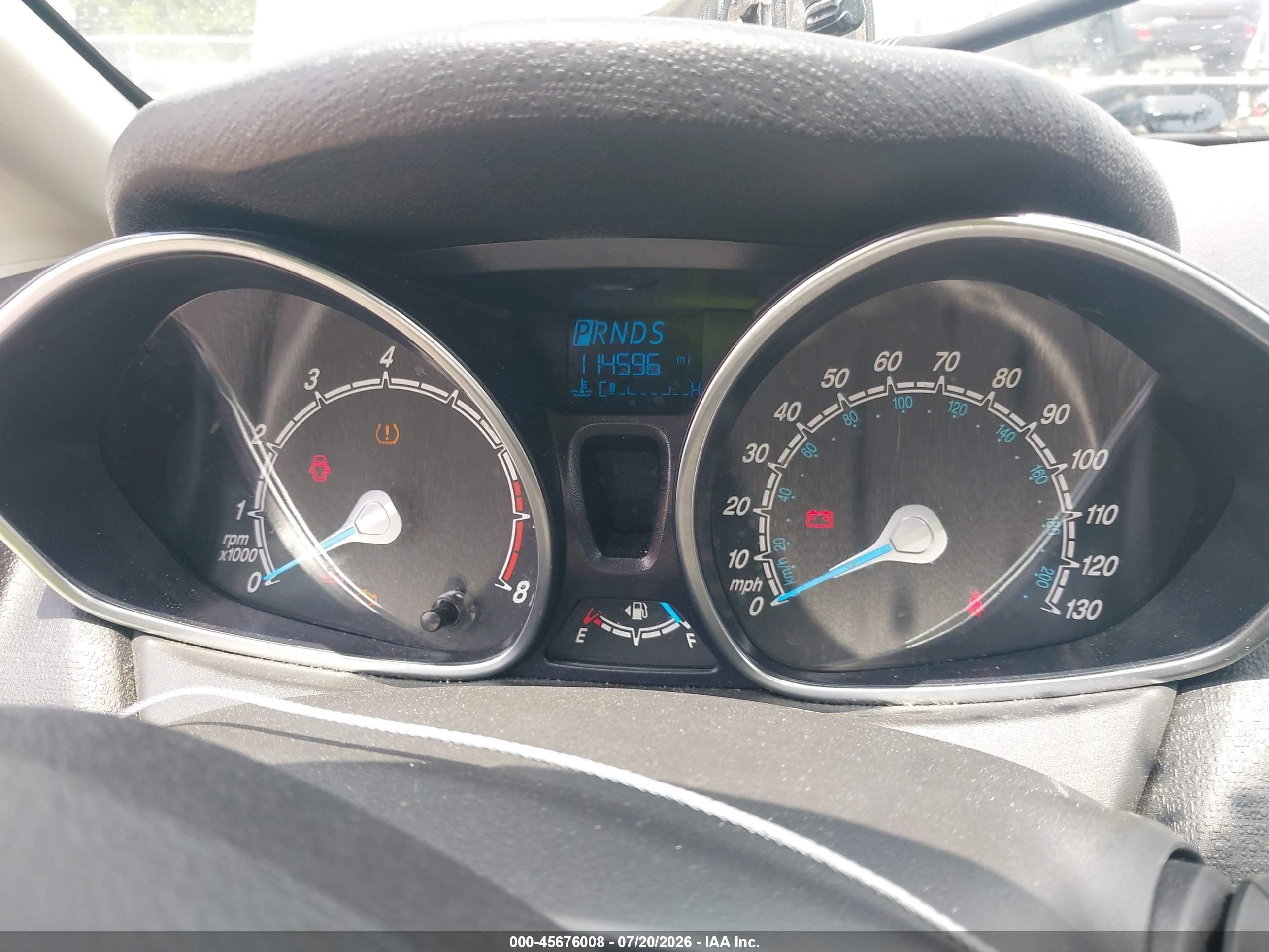 2015 Ford Fiesta Se Белый vin: 3FADP4BJ6FM191526