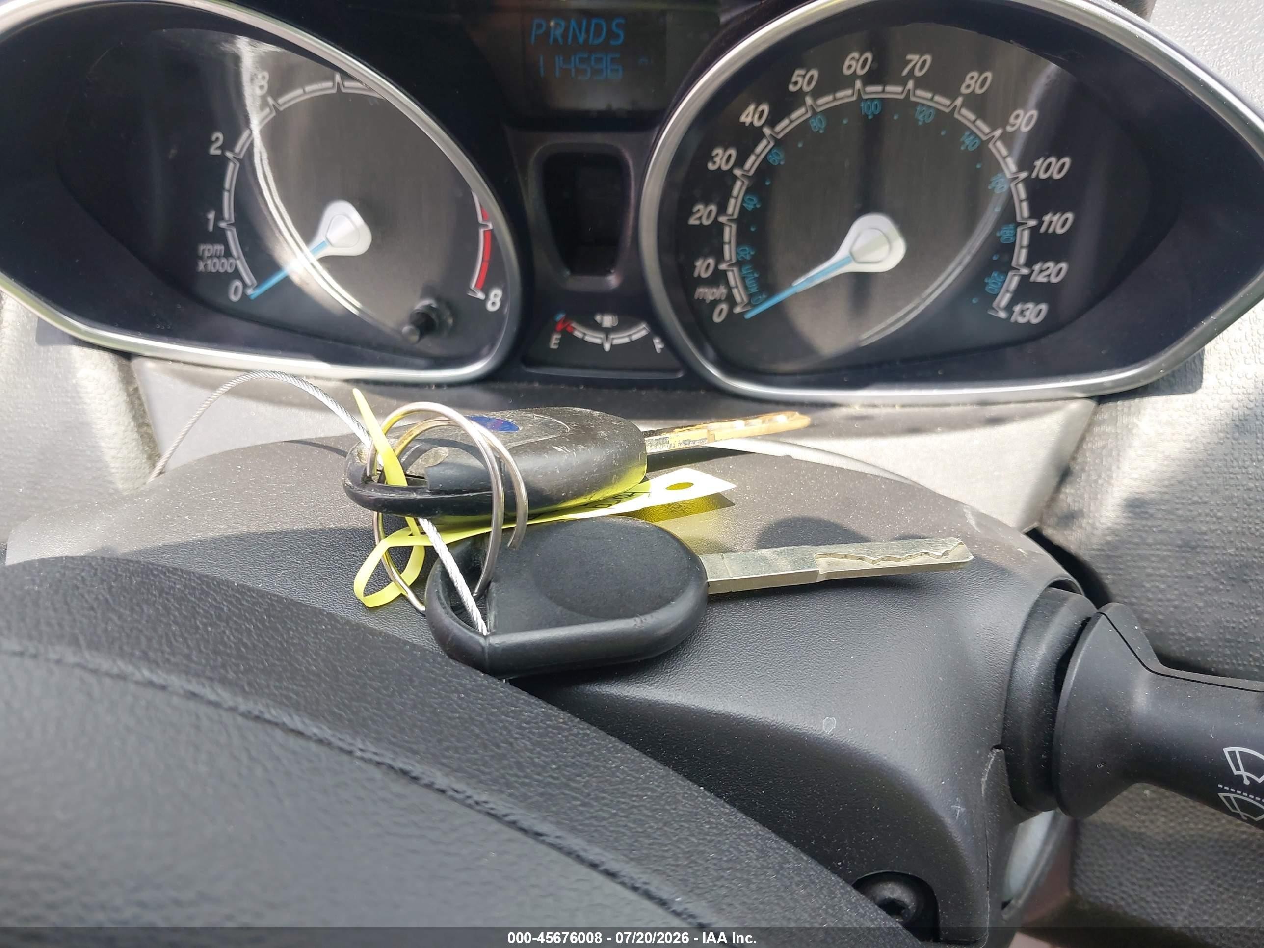 2015 Ford Fiesta Se Белый vin: 3FADP4BJ6FM191526