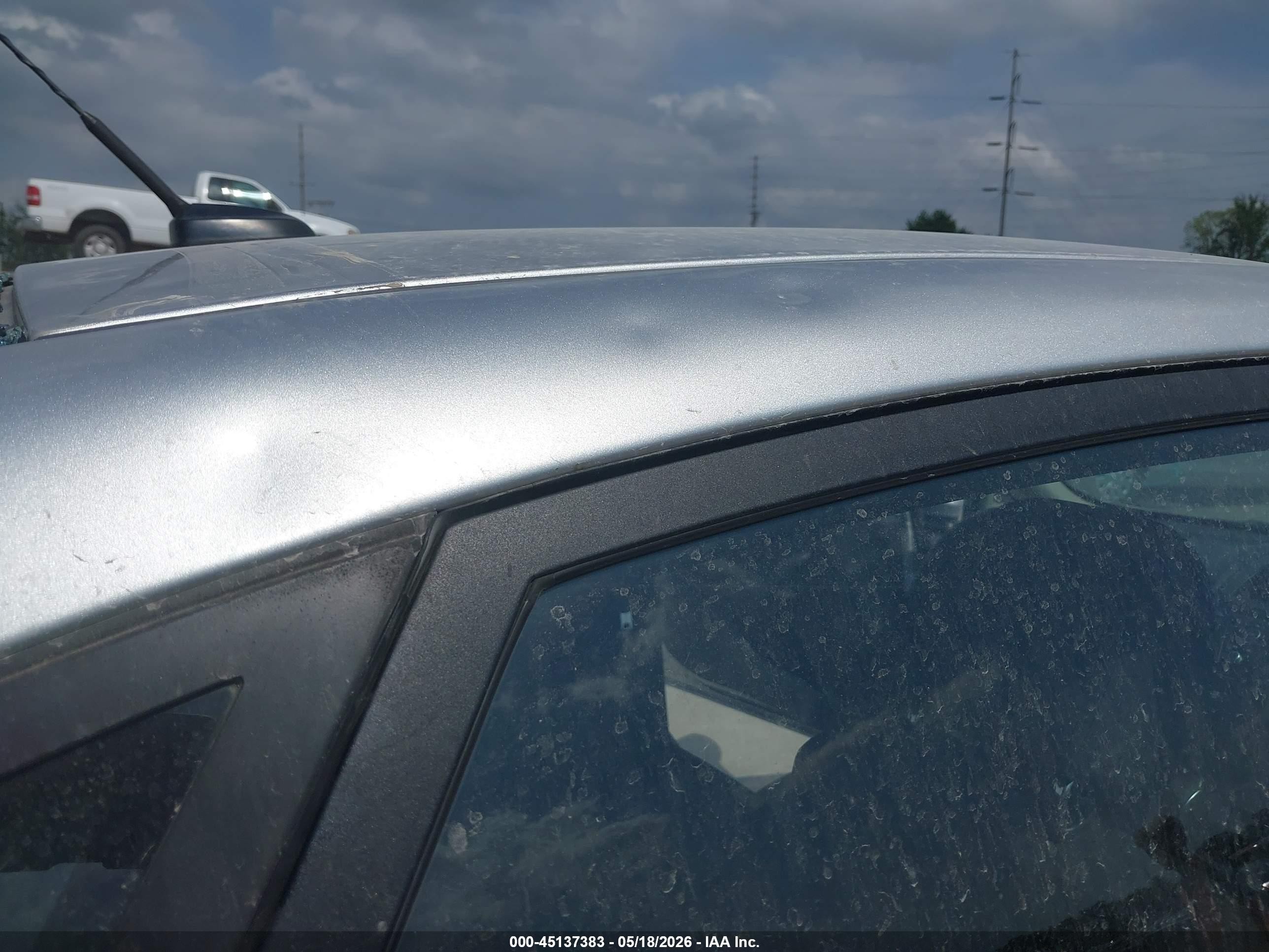 2015 Ford Fiesta Se Silver vin: 3FADP4BJ6FM208504