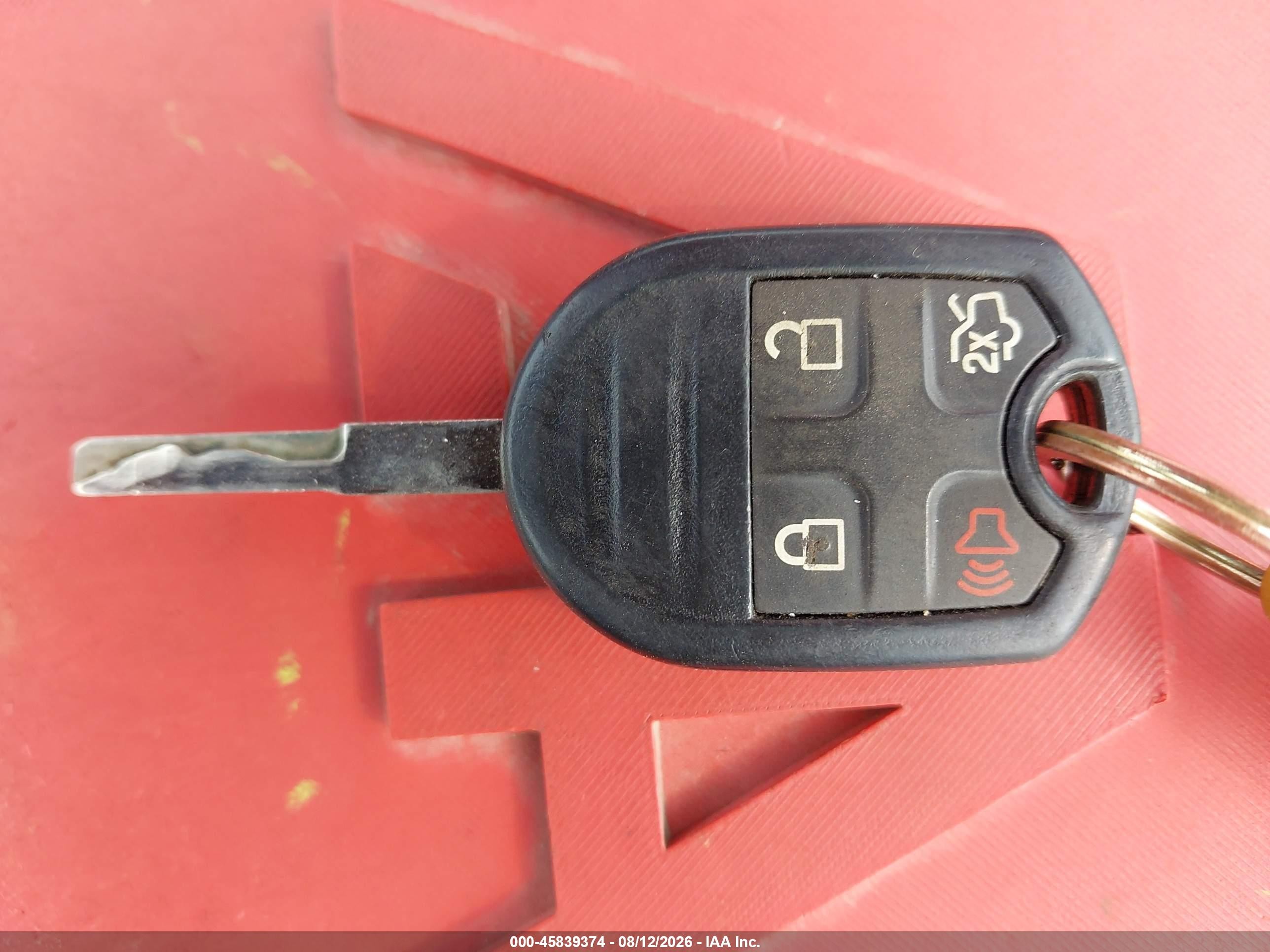 2015 Ford Fiesta Se Красный vin: 3FADP4BJ6FM221124