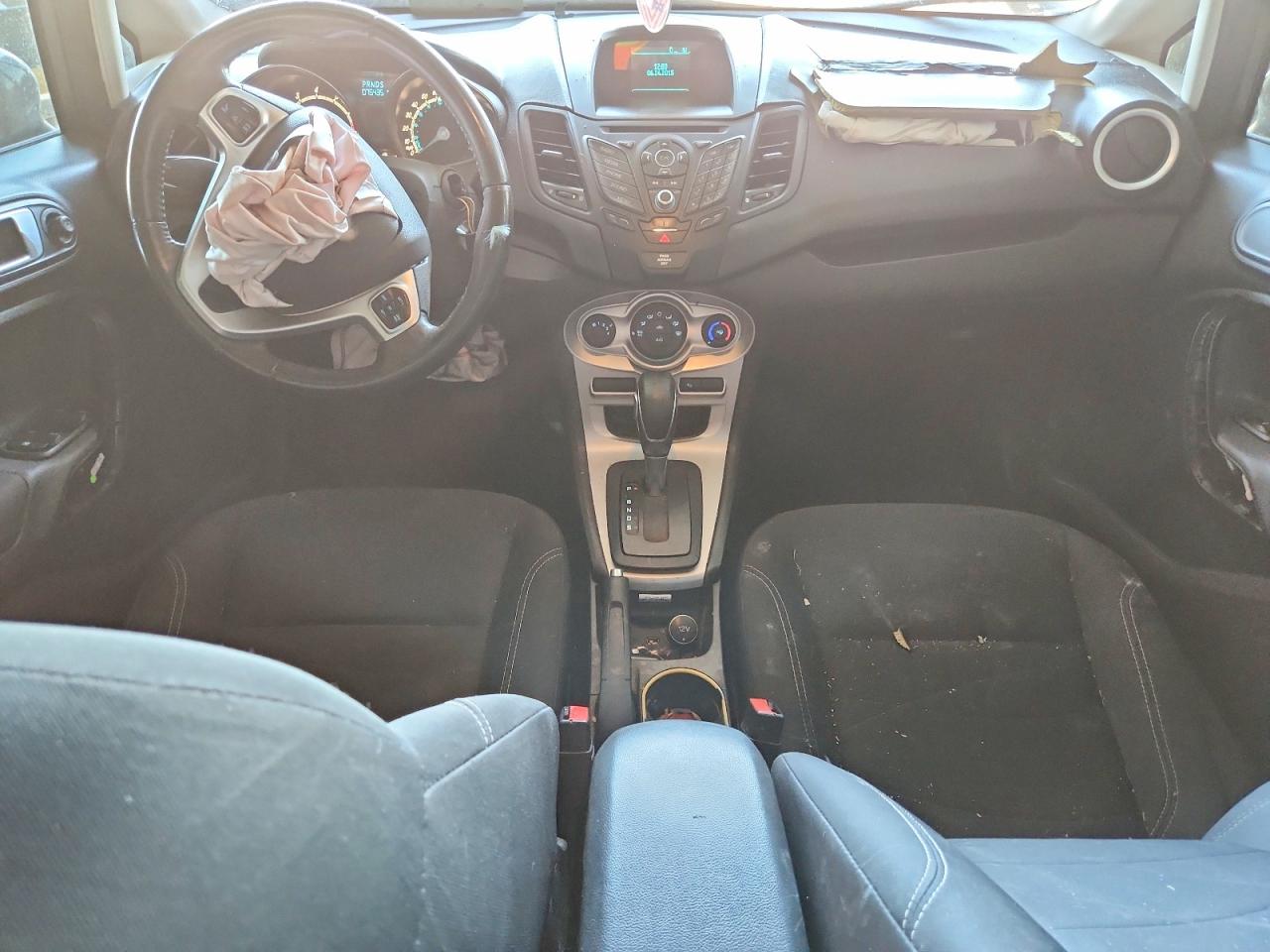 2015 Ford Fiesta Se Gray vin: 3FADP4BJ6FM225772