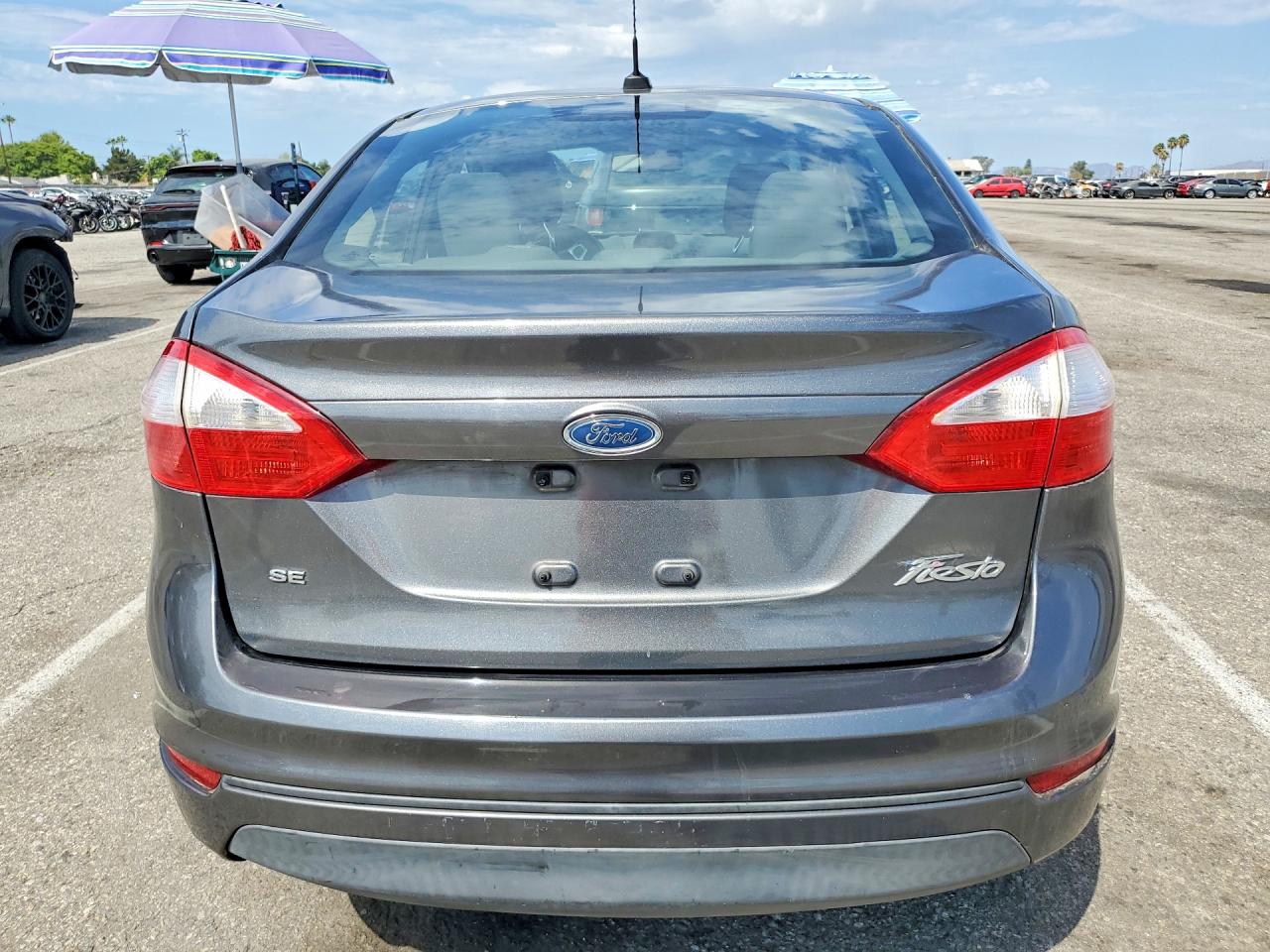 2016 Ford Fiesta Se Charcoal vin: 3FADP4BJ6GM114382
