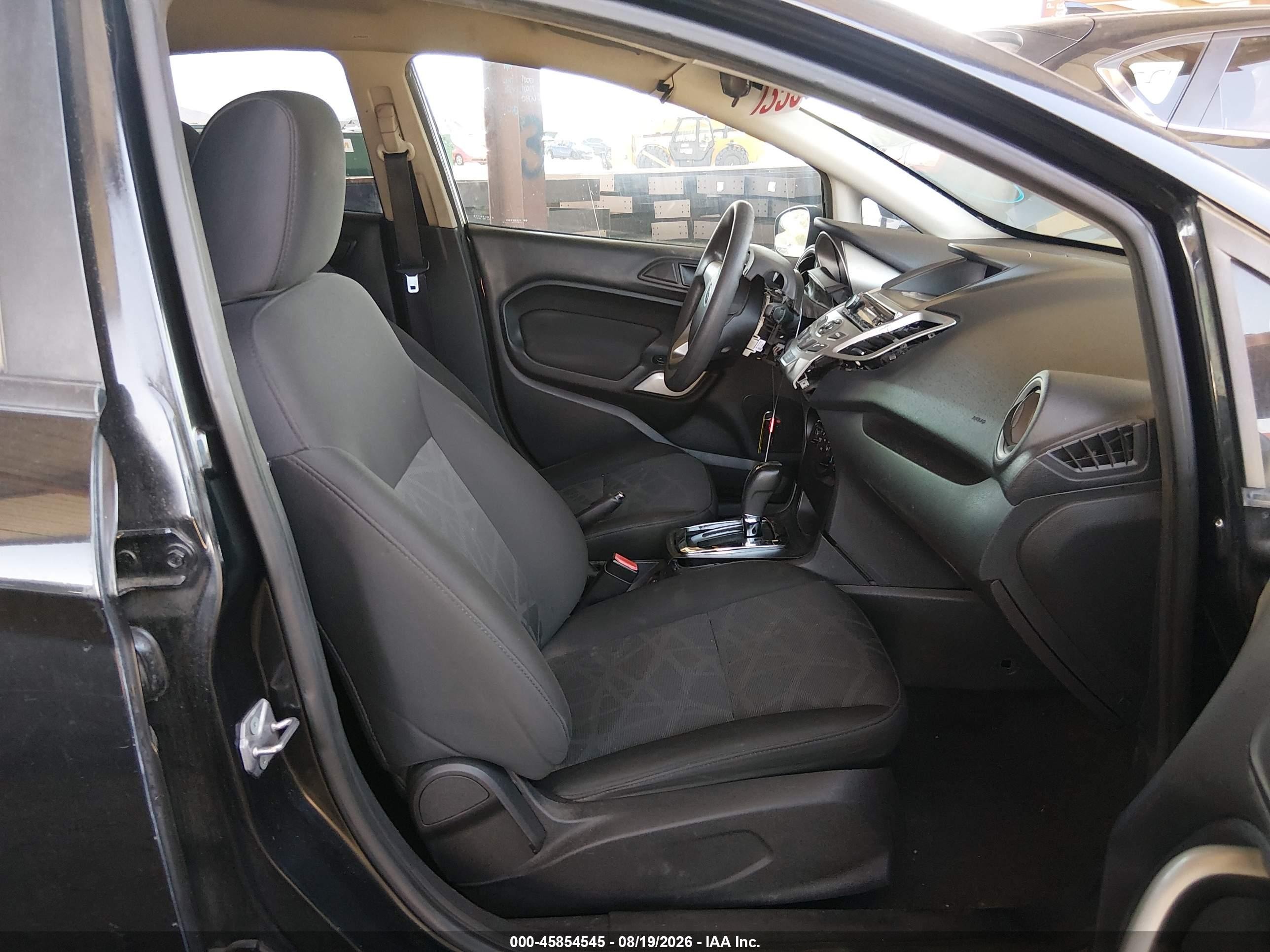 2011 Ford Fiesta Se Черный vin: 3FADP4BJ7BM132768