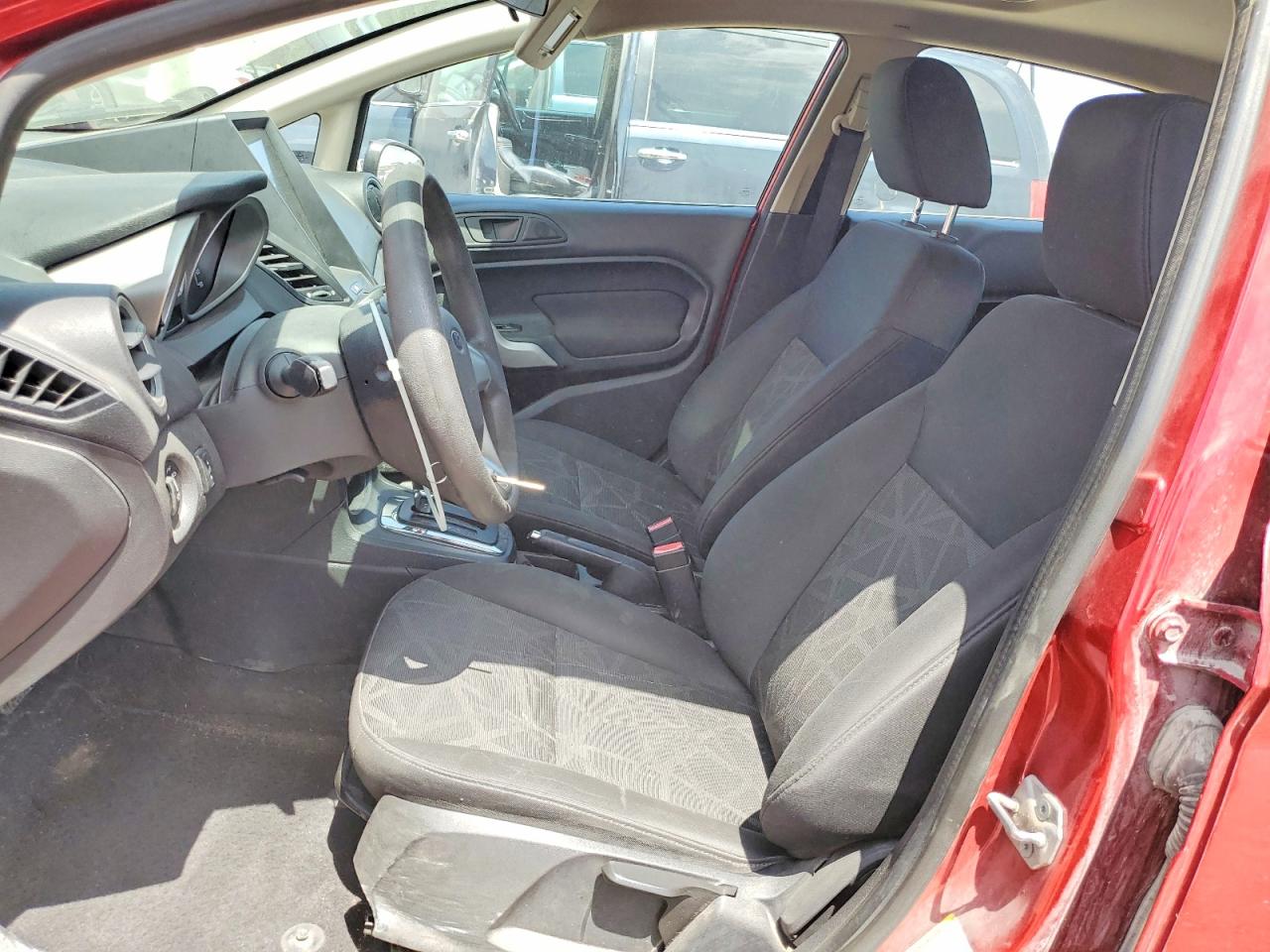 2011 Ford Fiesta Se Red vin: 3FADP4BJ7BM196535