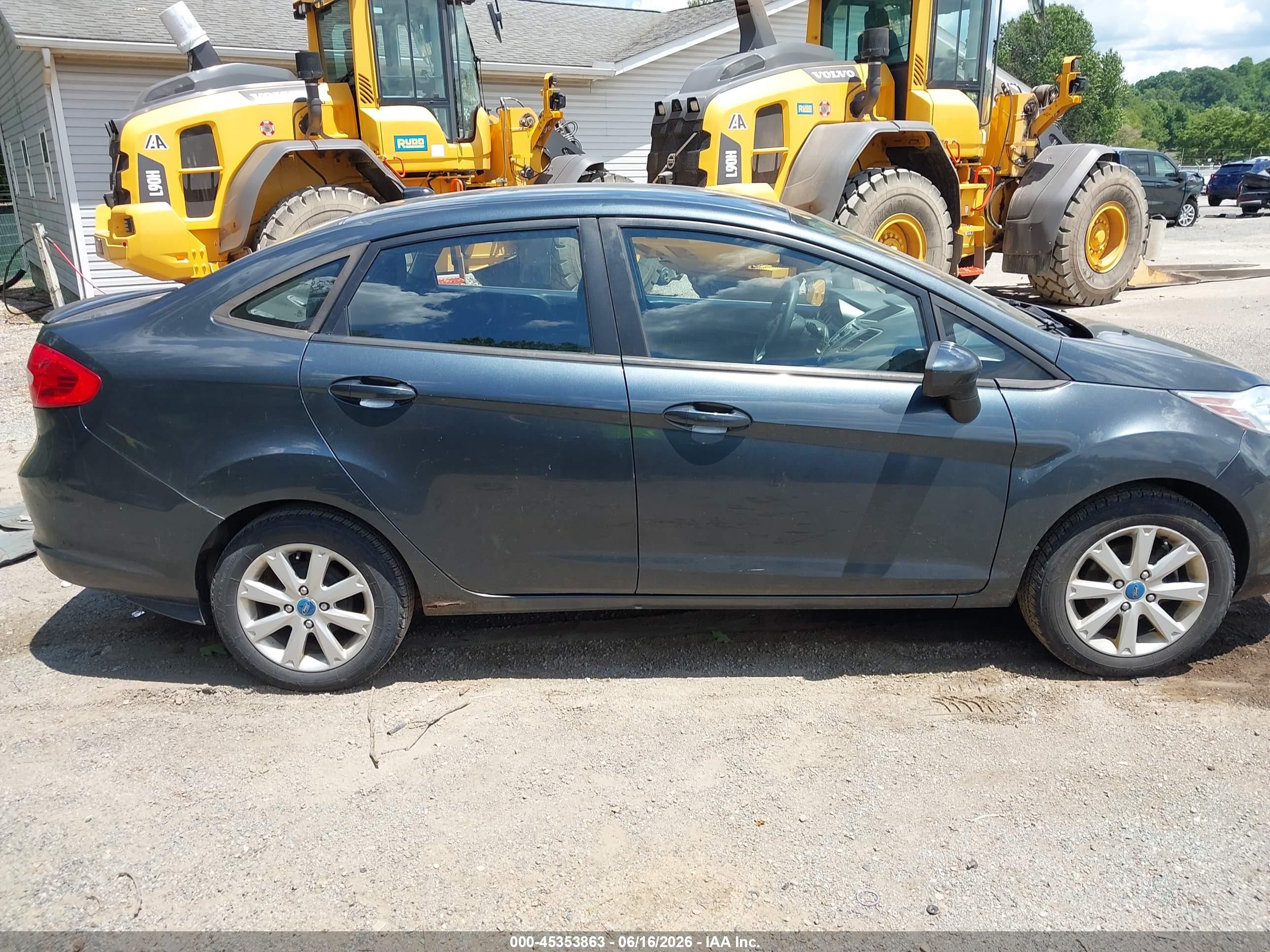 2011 Ford Fiesta Se Gray vin: 3FADP4BJ7BM238735