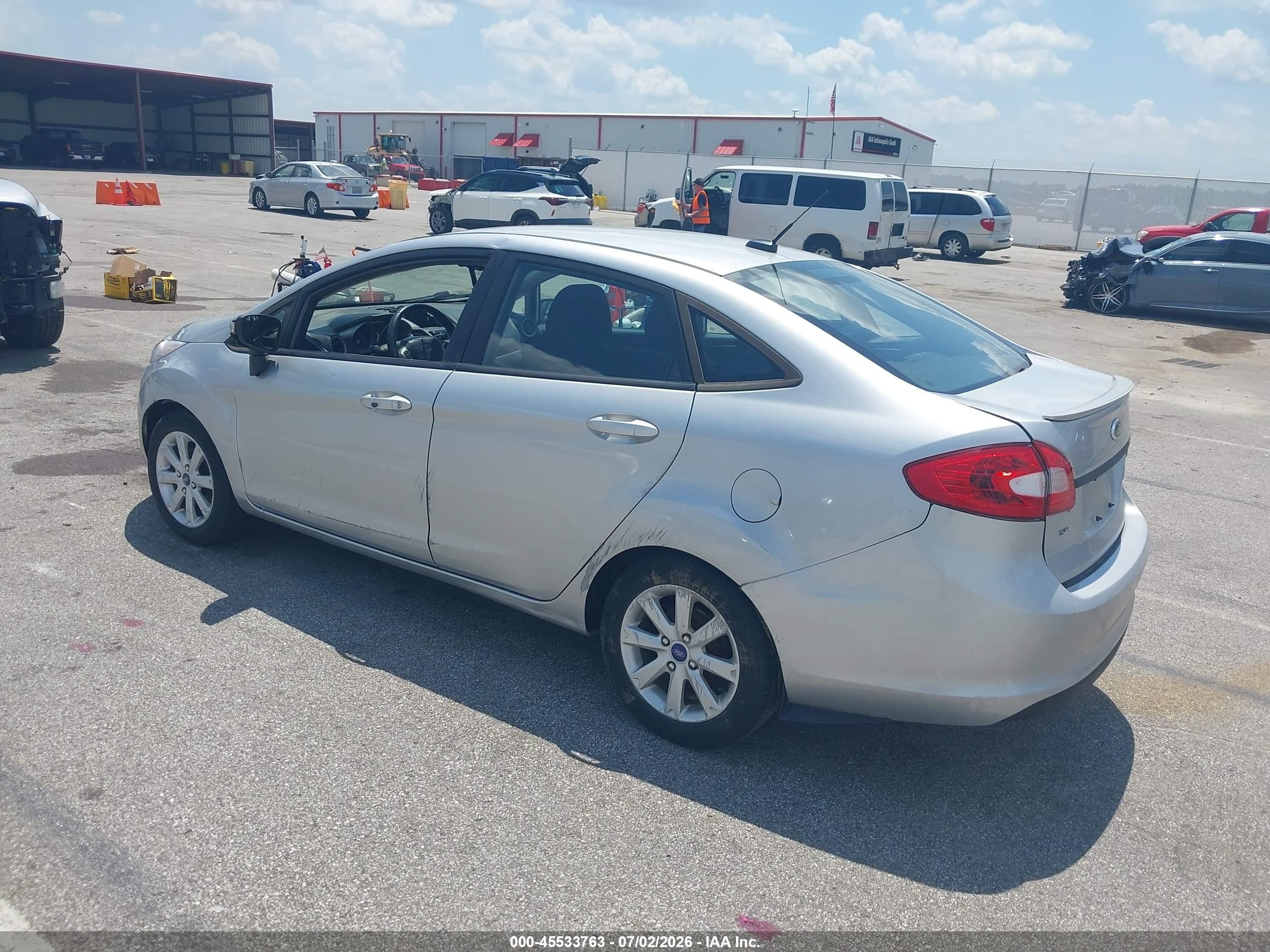 2013 Ford Fiesta Se Silver vin: 3FADP4BJ7DM130831
