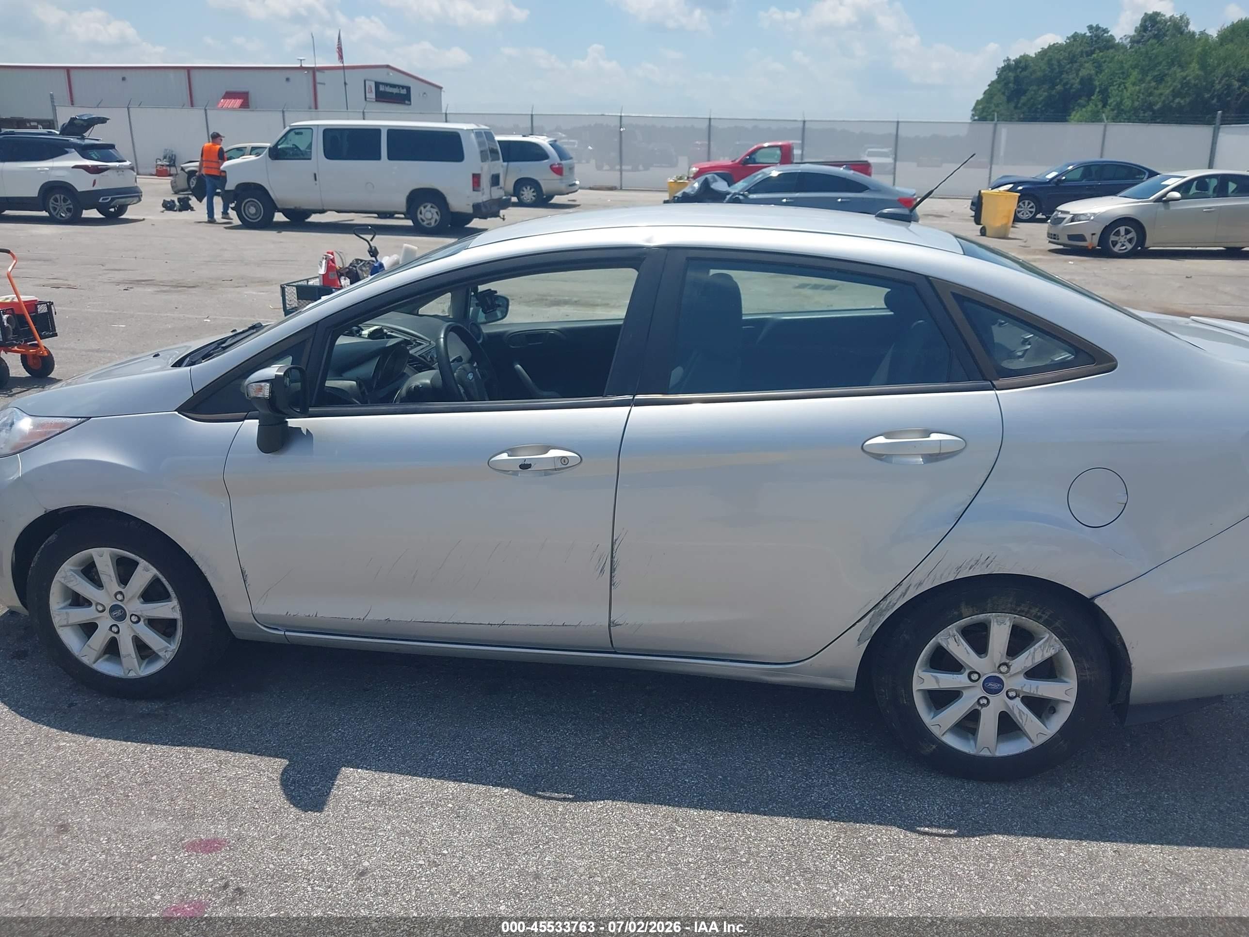 2013 Ford Fiesta Se Silver vin: 3FADP4BJ7DM130831