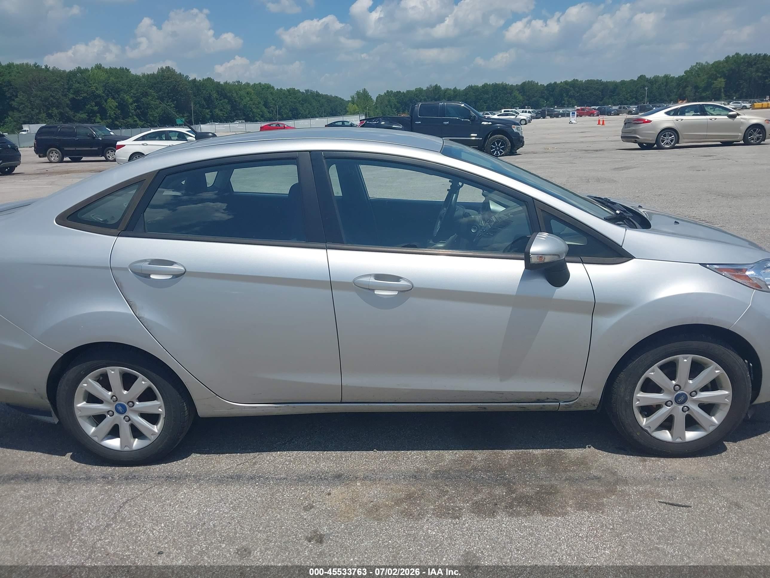 2013 Ford Fiesta Se Silver vin: 3FADP4BJ7DM130831