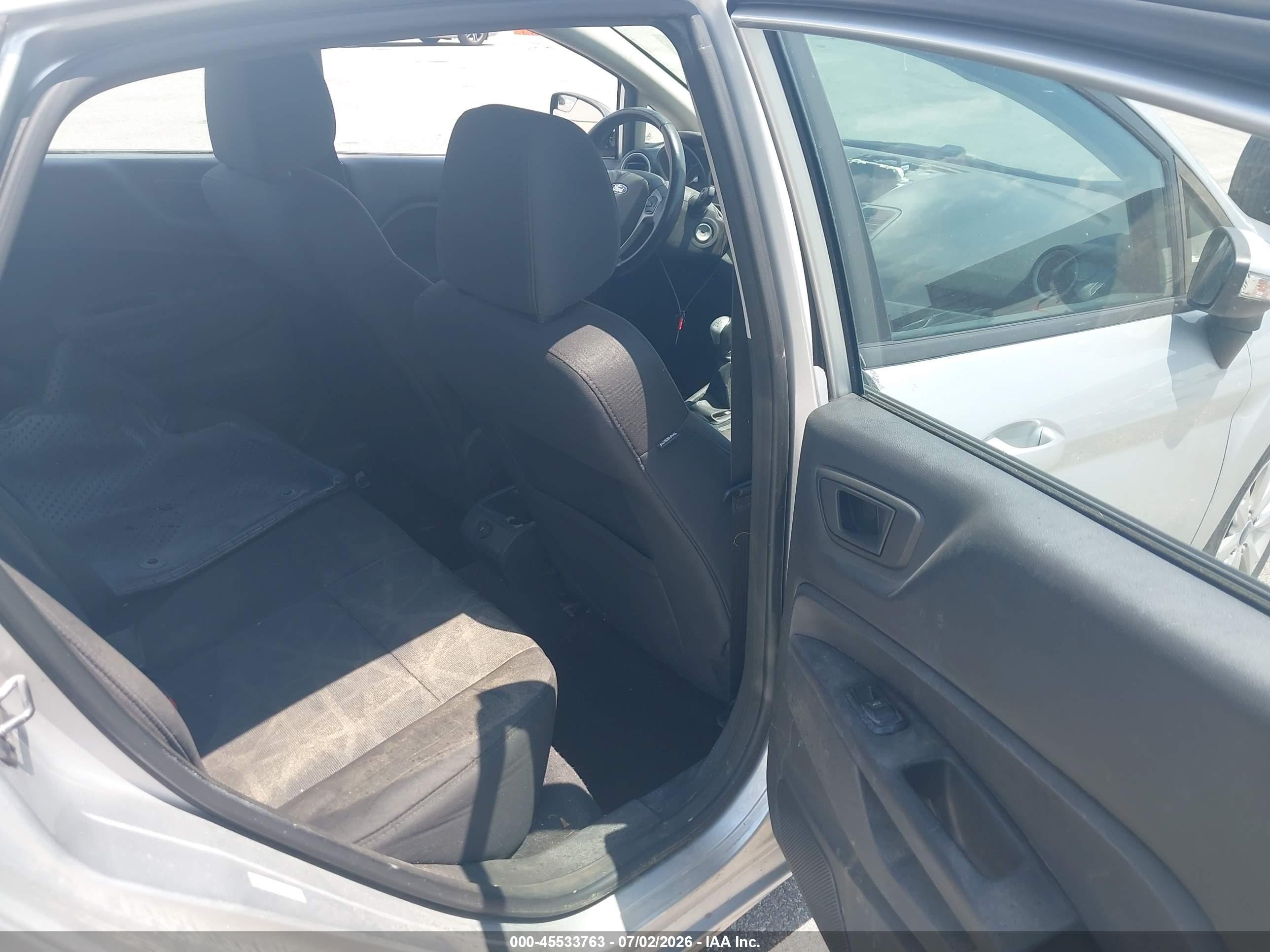 2013 Ford Fiesta Se Silver vin: 3FADP4BJ7DM130831
