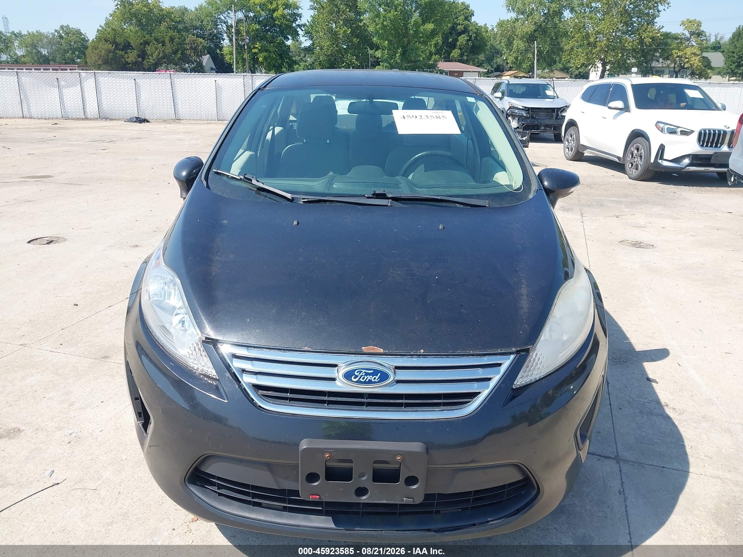 2013 Ford Fiesta Se Черный vin: 3FADP4BJ7DM193301