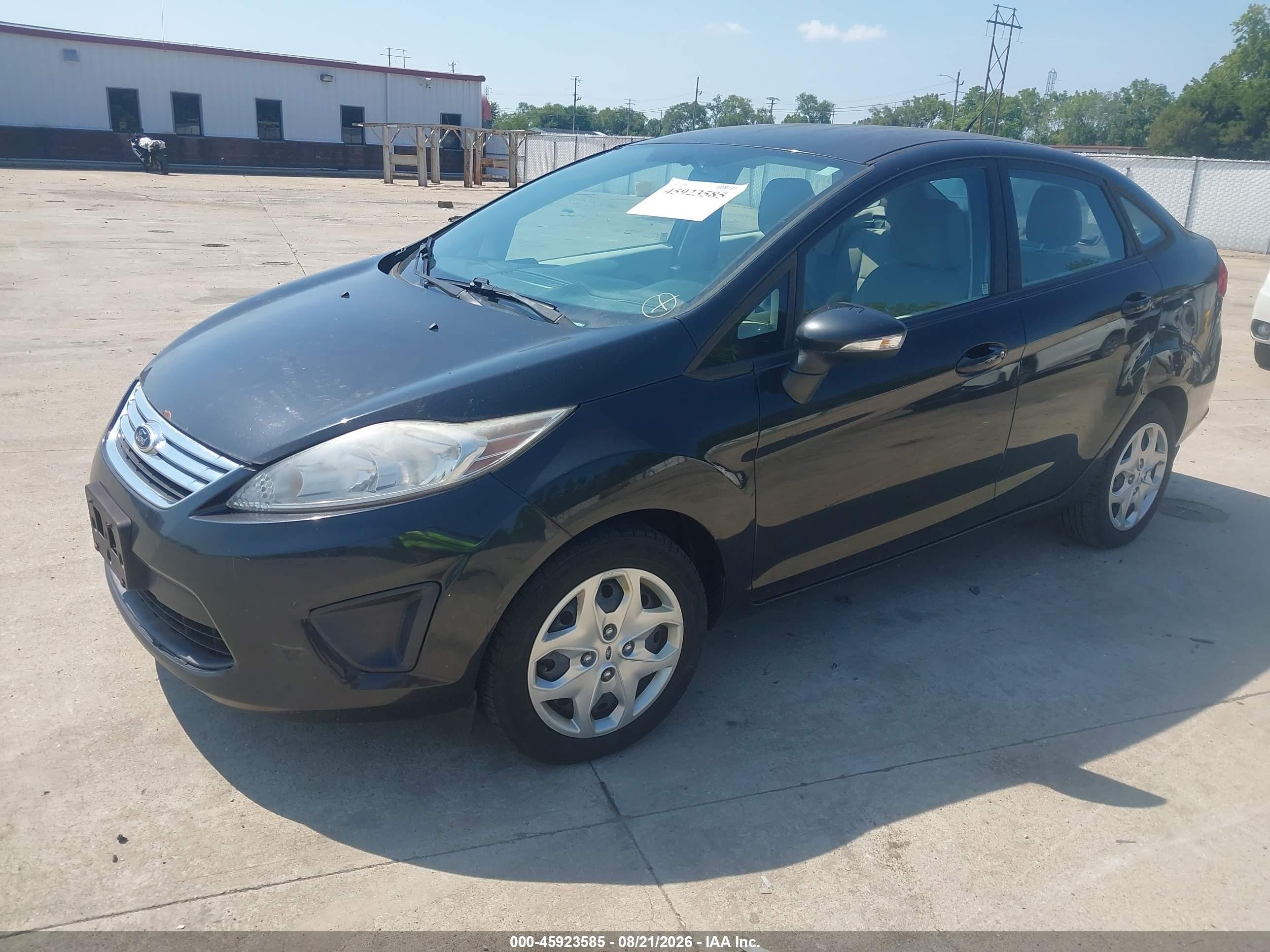 2013 Ford Fiesta Se Черный vin: 3FADP4BJ7DM193301
