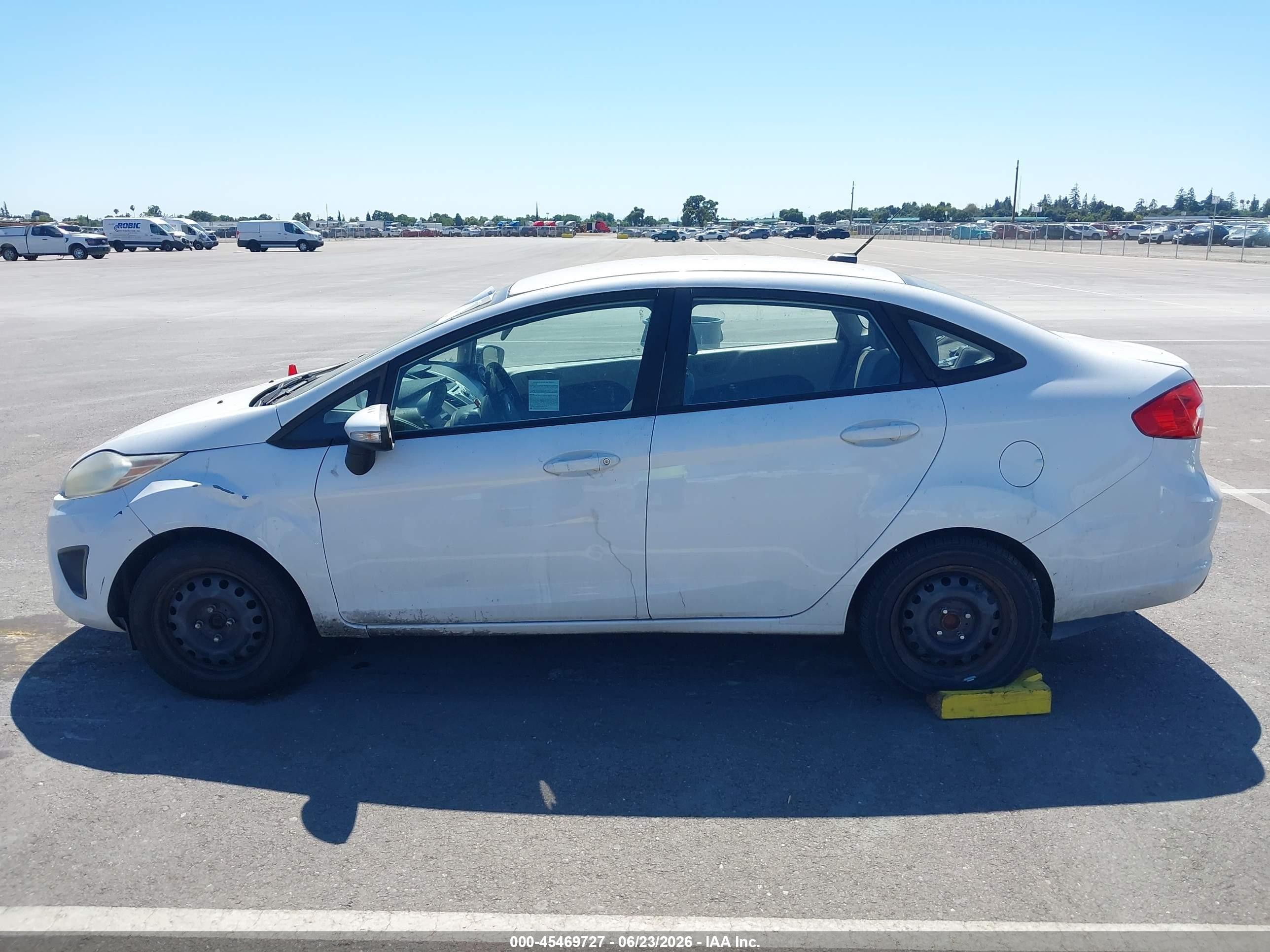 2013 Ford Fiesta Se White vin: 3FADP4BJ7DM214972