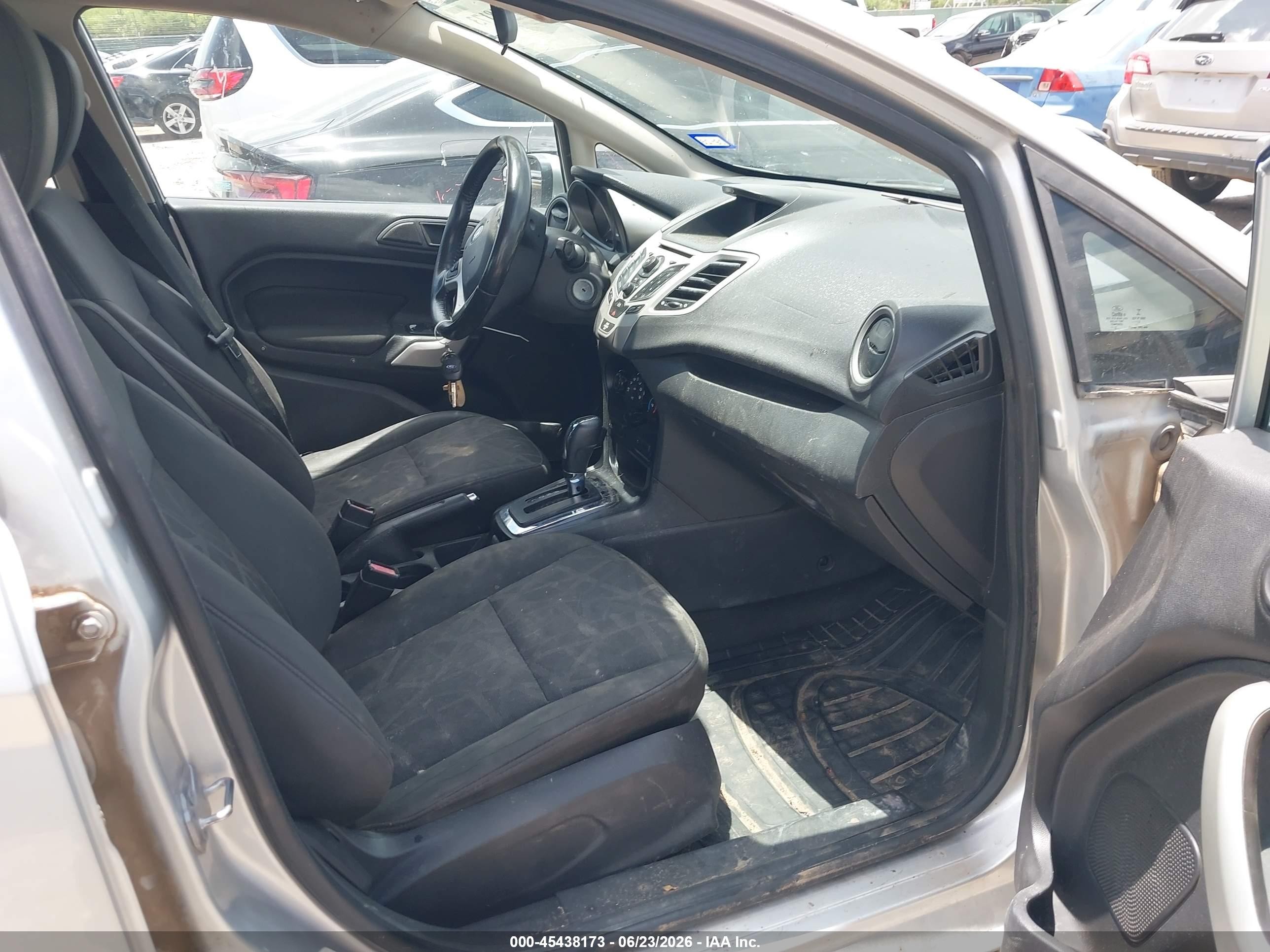 2013 Ford Fiesta Se Silver vin: 3FADP4BJ7DM220156