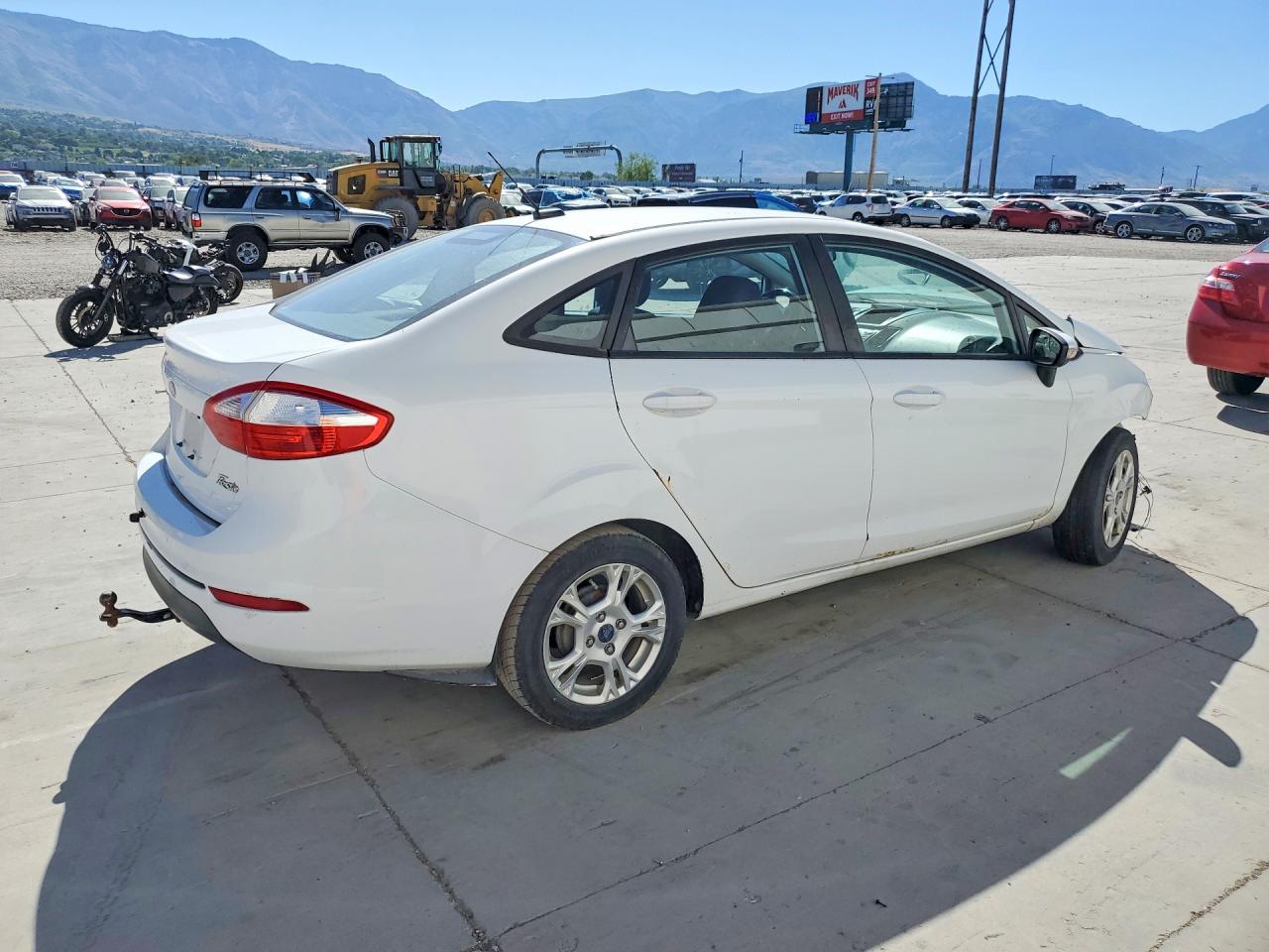 2014 Ford Fiesta Se White vin: 3FADP4BJ7EM102383