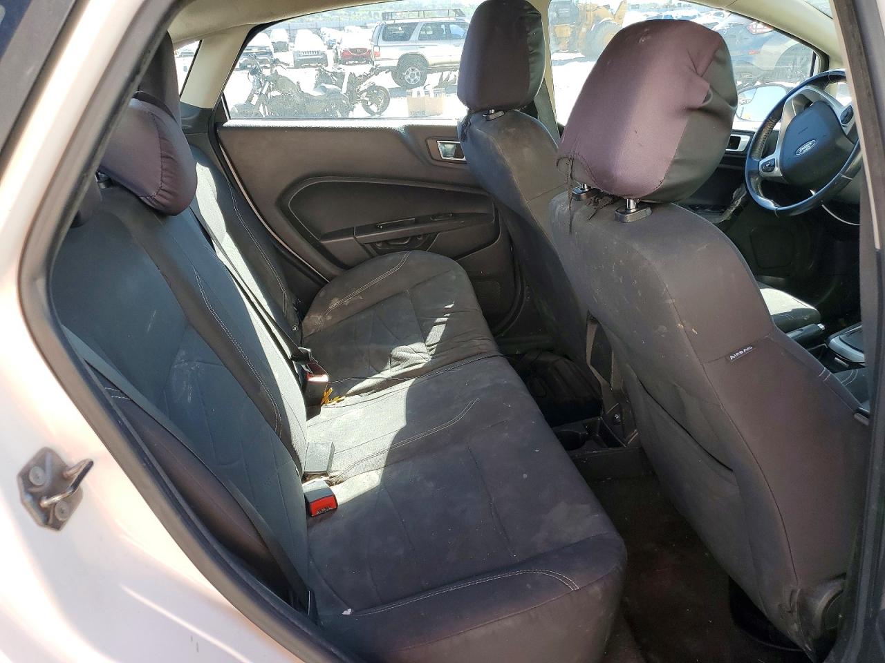 2014 Ford Fiesta Se White vin: 3FADP4BJ7EM102383