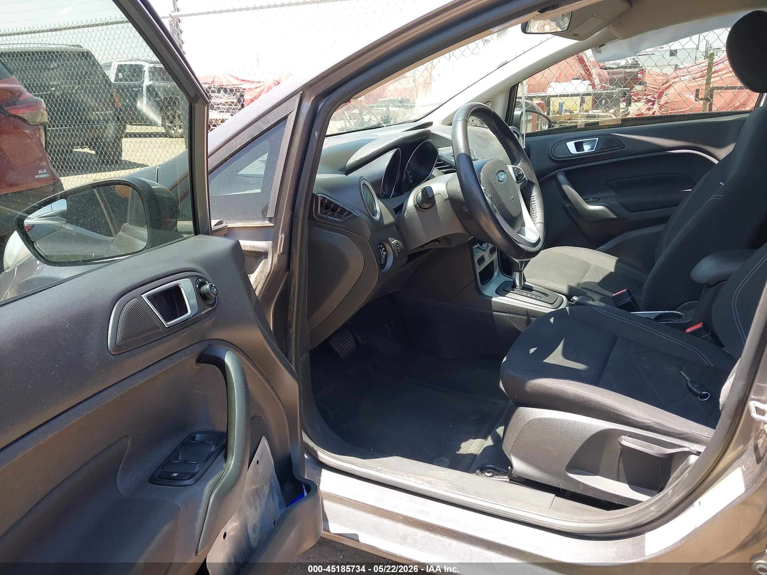 2014 Ford Fiesta Se Pewter vin: 3FADP4BJ7EM183000