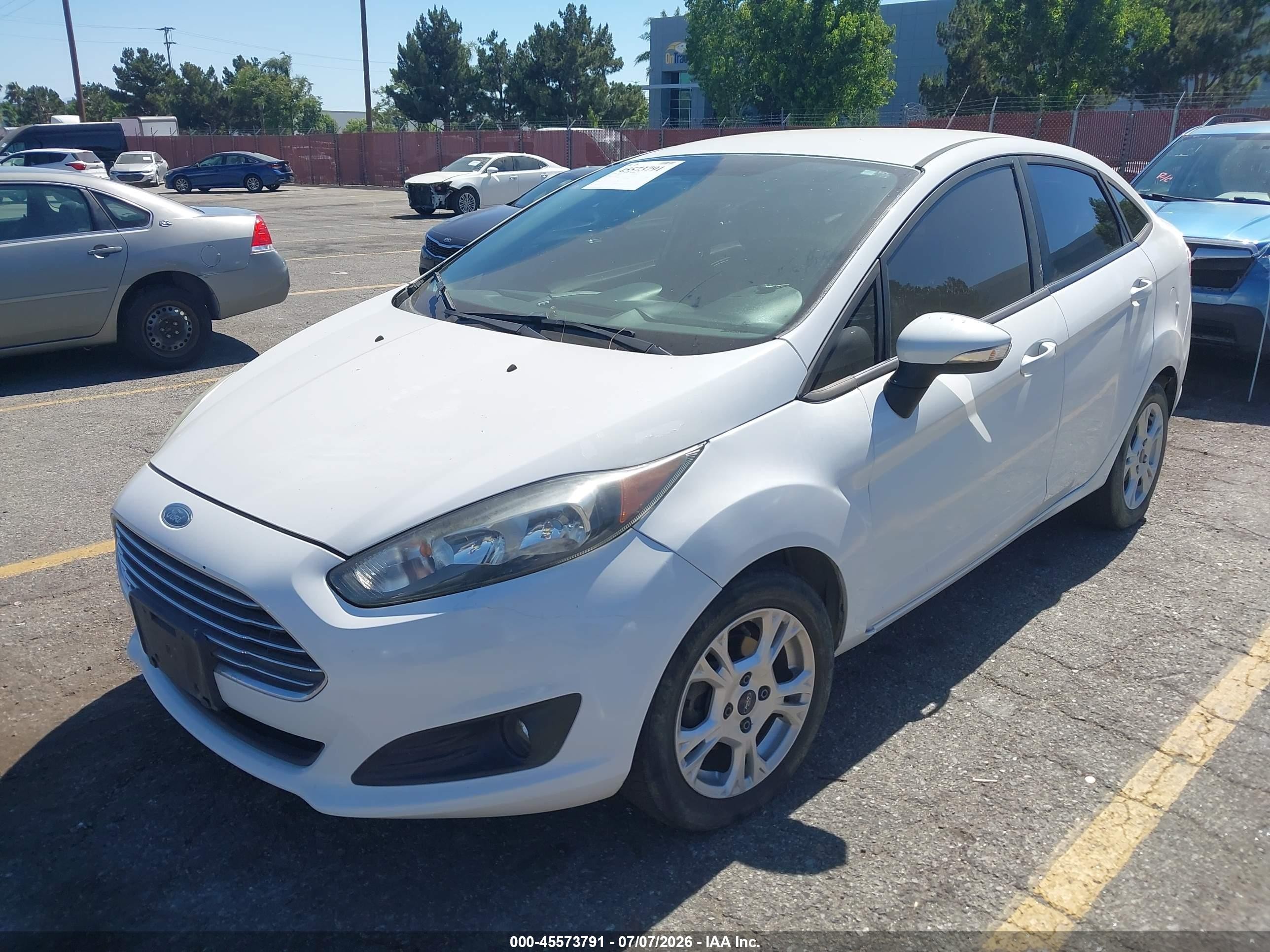 2014 Ford Fiesta Se White vin: 3FADP4BJ7EM220675