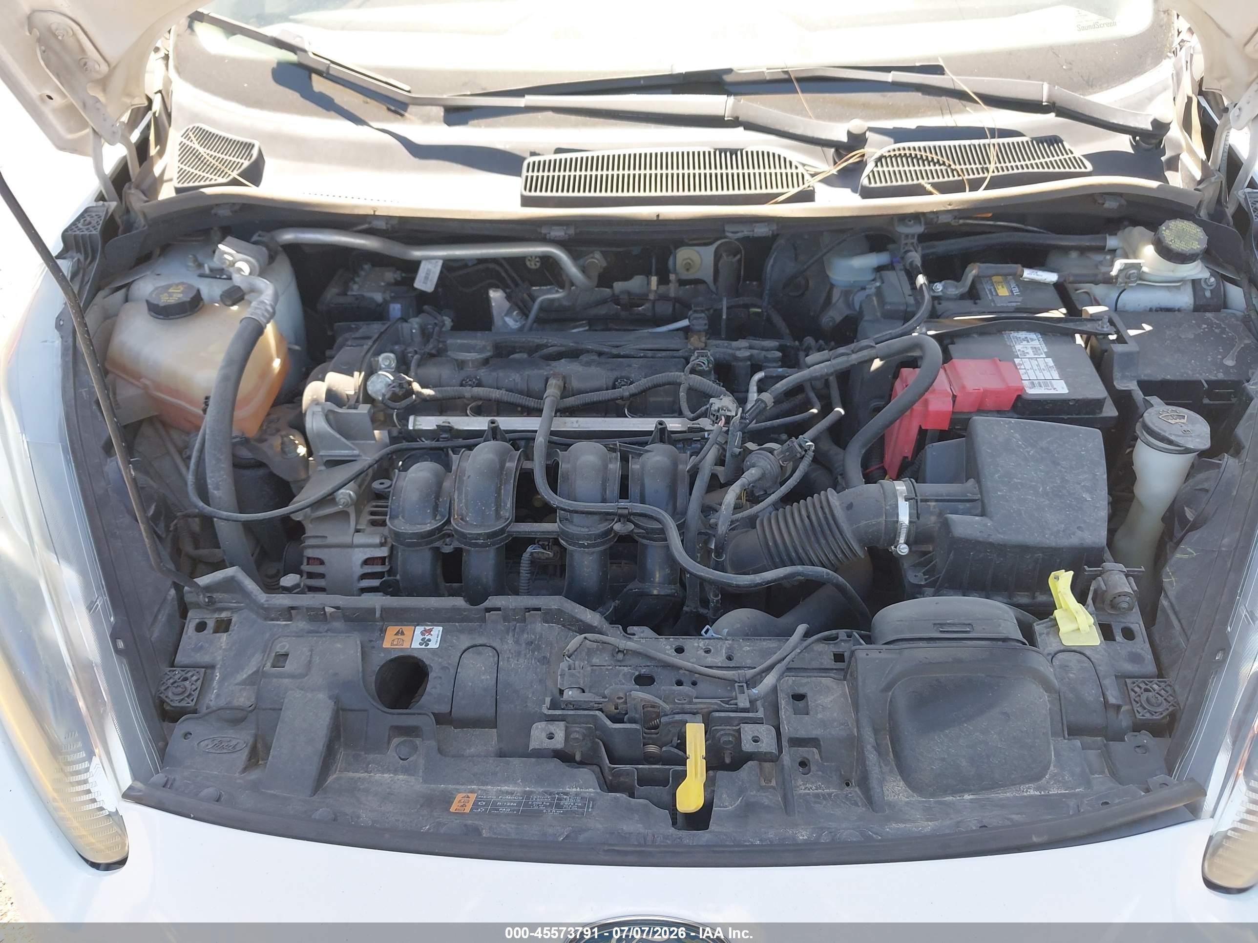 2014 Ford Fiesta Se White vin: 3FADP4BJ7EM220675