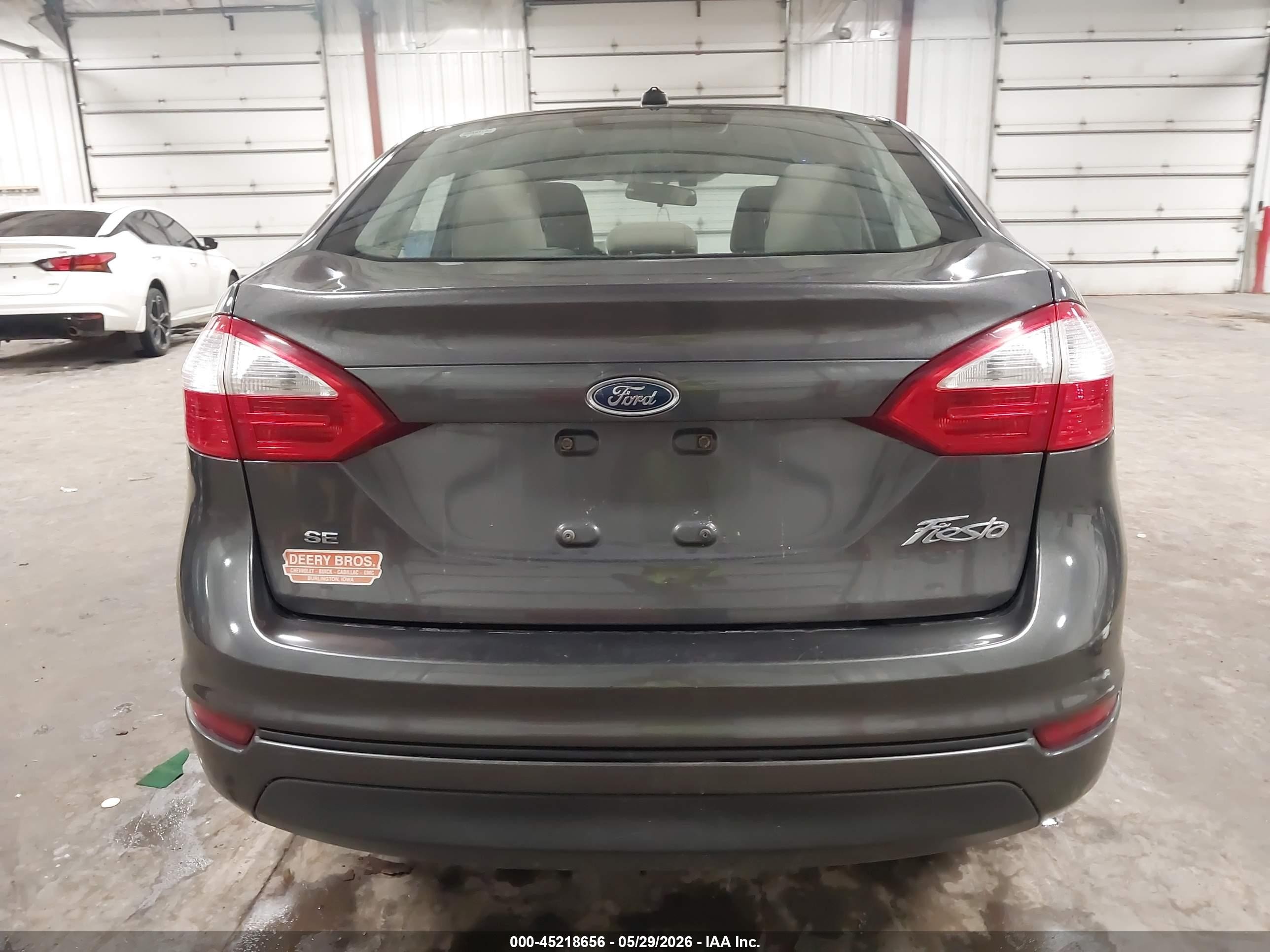 2015 Ford Fiesta Se Gray vin: 3FADP4BJ7FM141329