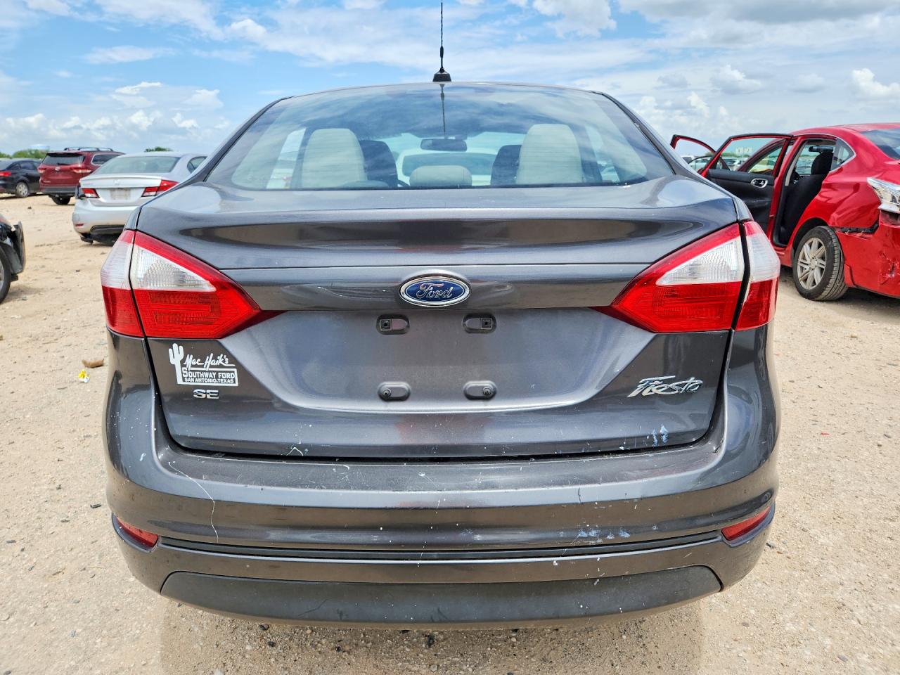 2015 Ford Fiesta Se Gray vin: 3FADP4BJ7FM161516