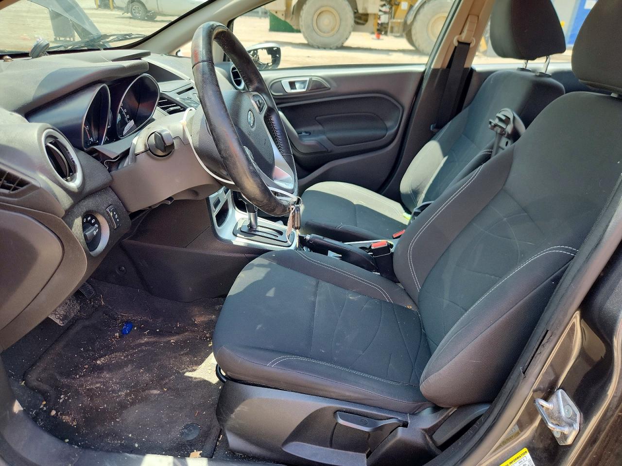 2015 Ford Fiesta Se Gray vin: 3FADP4BJ7FM161709