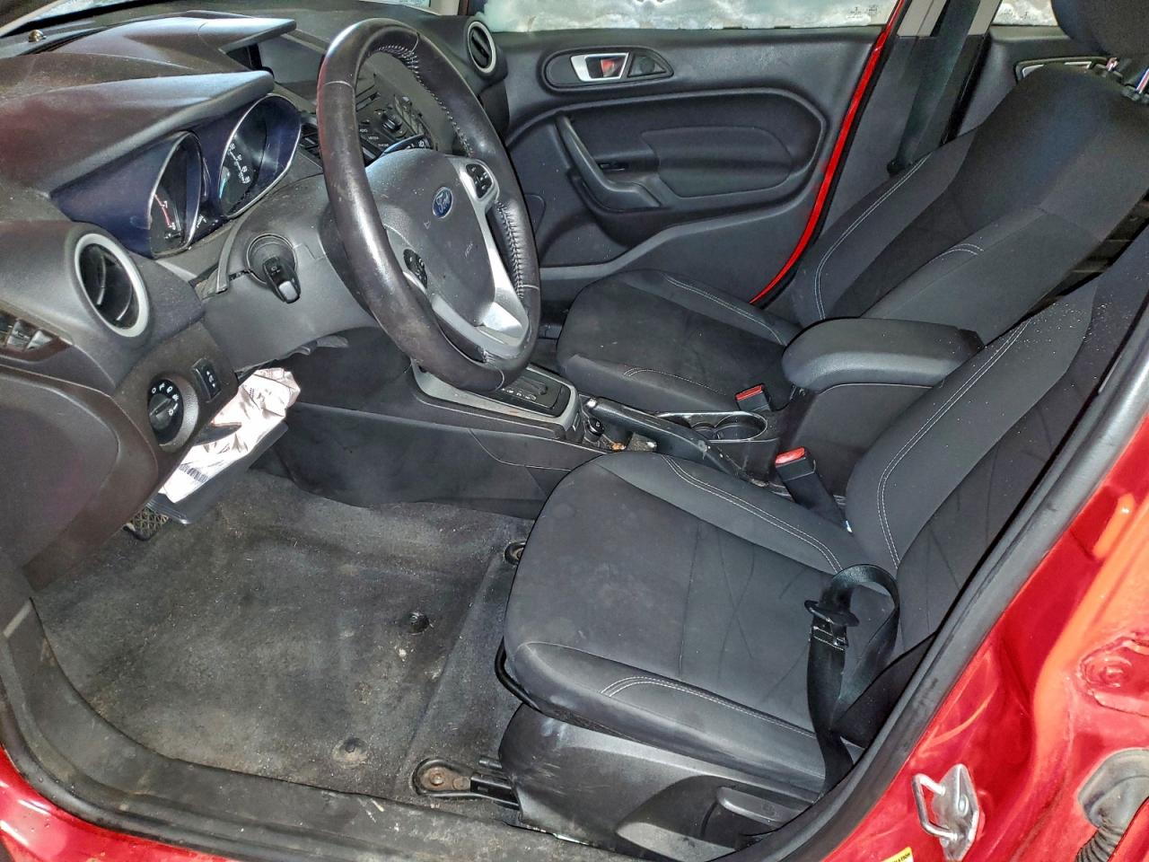 2015 Ford Fiesta Se Red vin: 3FADP4BJ7FM175643