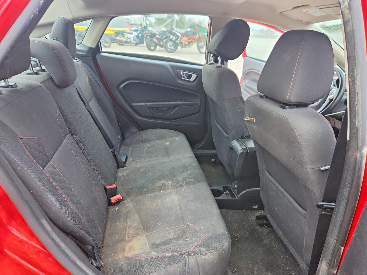 2015 Ford Fiesta Se Red vin: 3FADP4BJ7FM203411