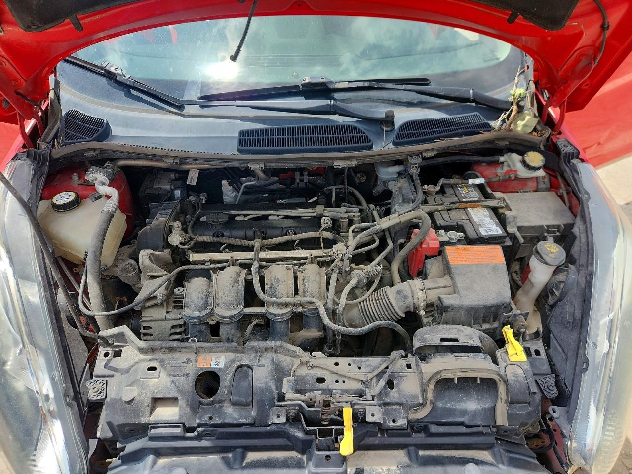 2015 Ford Fiesta Se Red vin: 3FADP4BJ7FM203411