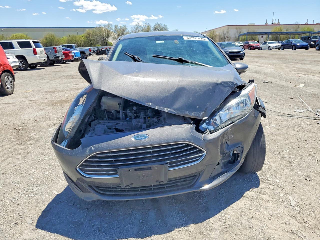 2015 Ford Fiesta Se Gray vin: 3FADP4BJ7FM203683
