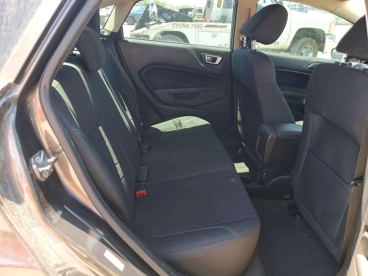 2015 Ford Fiesta Se Gray vin: 3FADP4BJ7FM203683