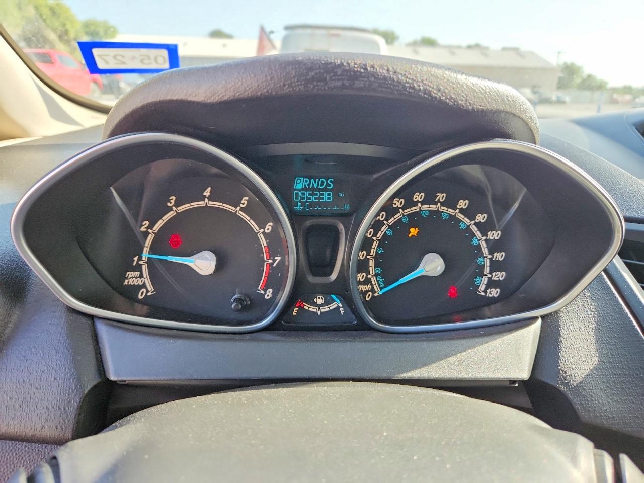 2015 Ford Fiesta Se Белый vin: 3FADP4BJ7FM224484