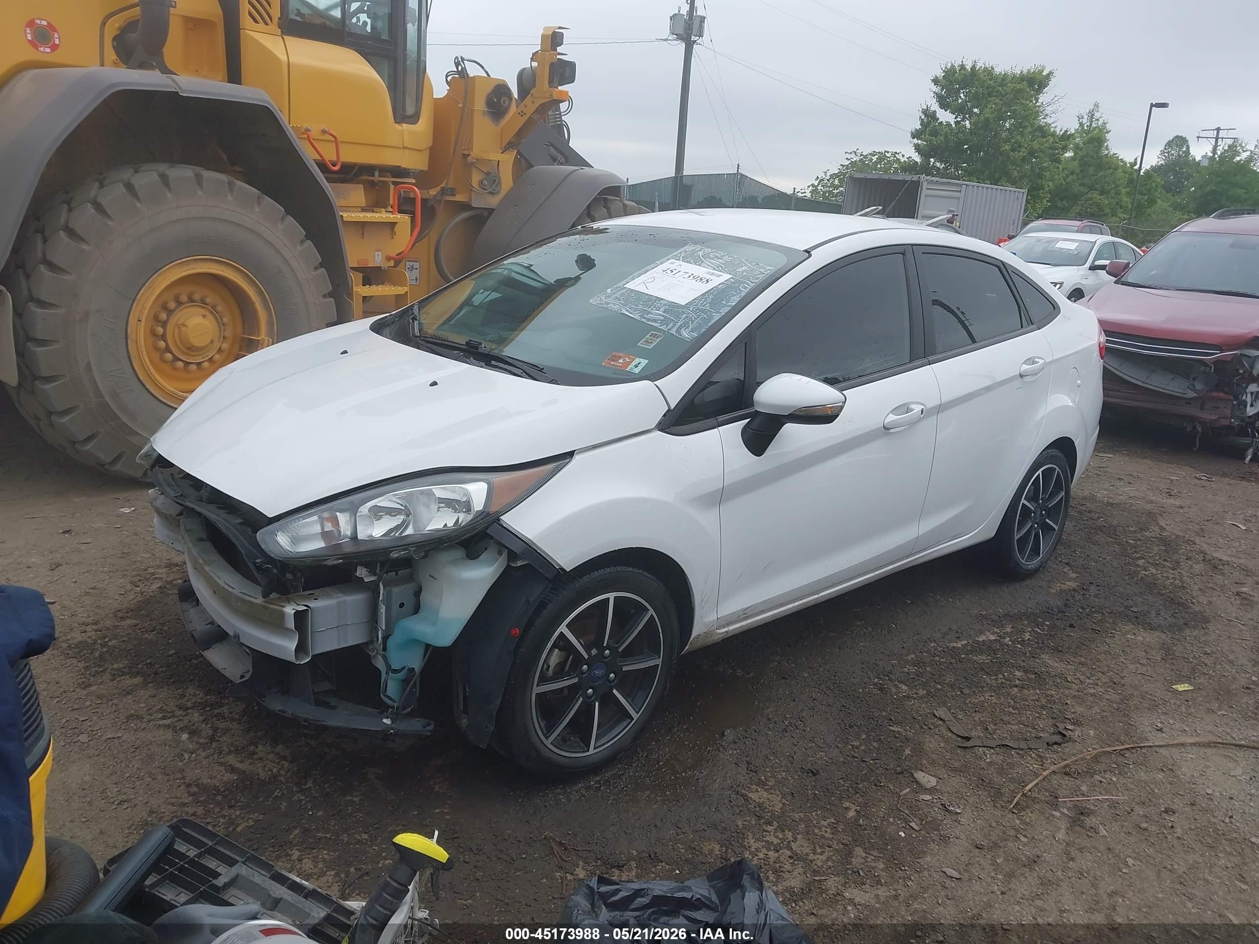 2015 Ford Fiesta Se White vin: 3FADP4BJ7FM225098
