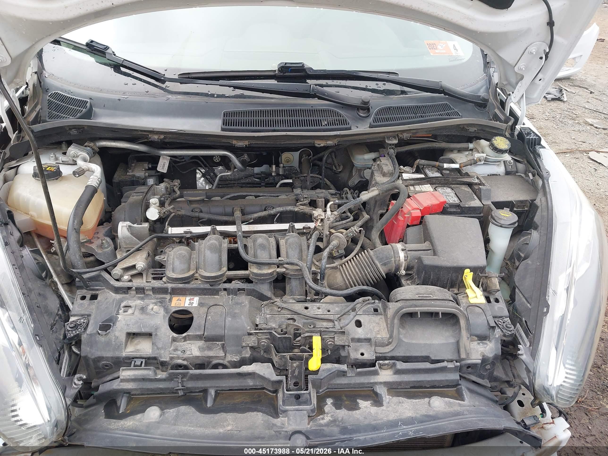 2015 Ford Fiesta Se White vin: 3FADP4BJ7FM225098