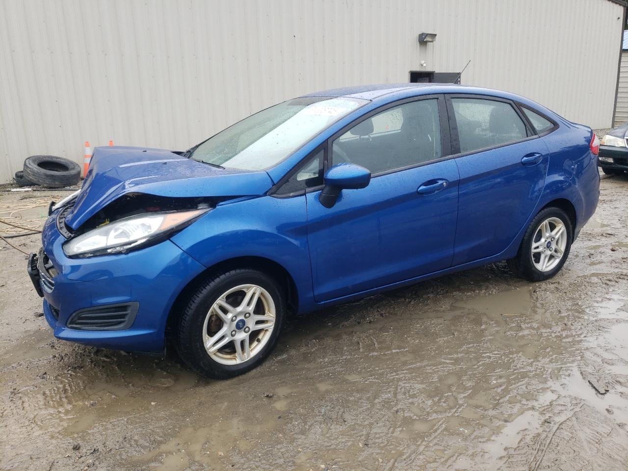 2018 Ford Fiesta Se Blue vin: 3FADP4BJ7JM129898