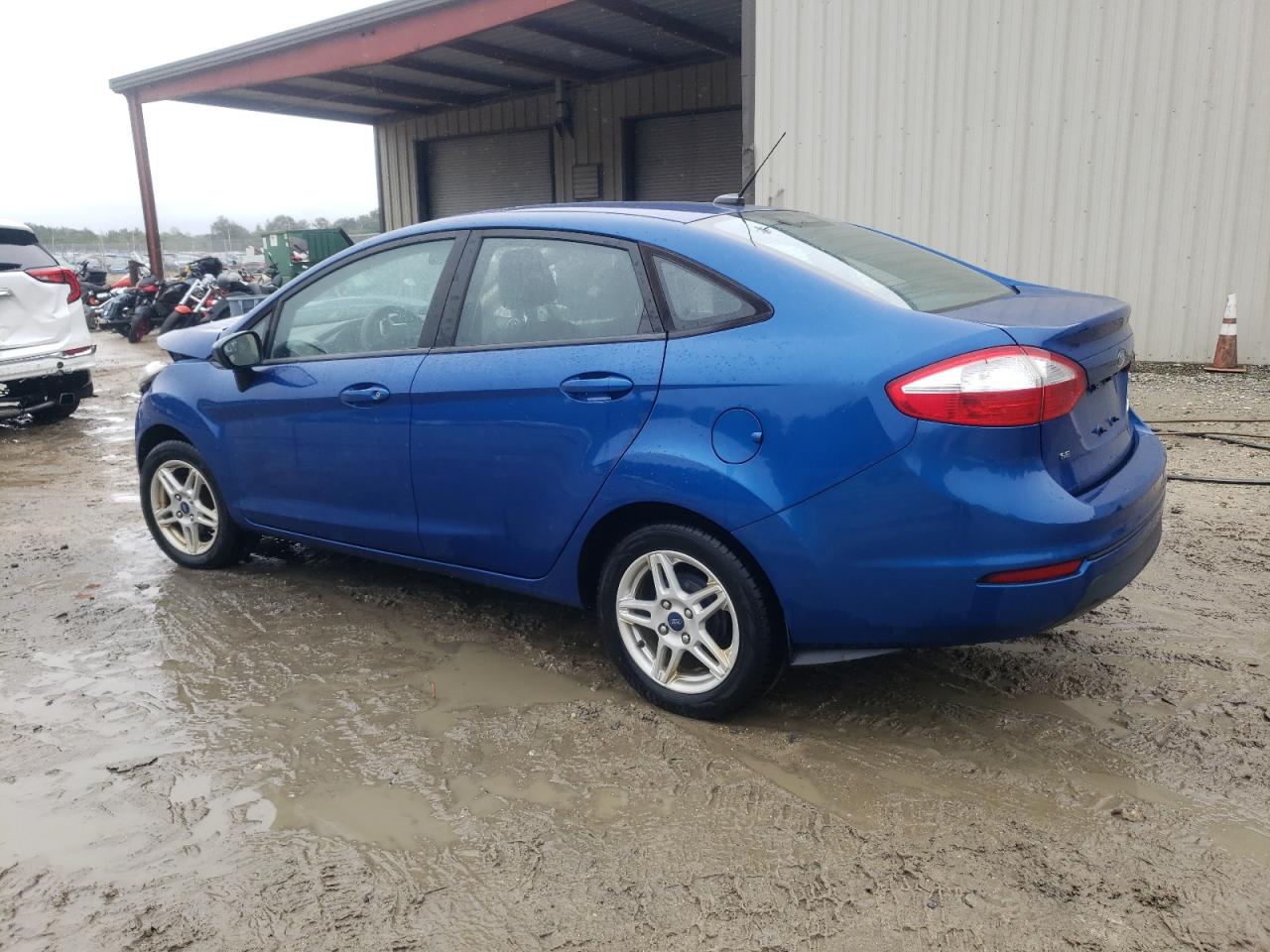 2018 Ford Fiesta Se Blue vin: 3FADP4BJ7JM129898