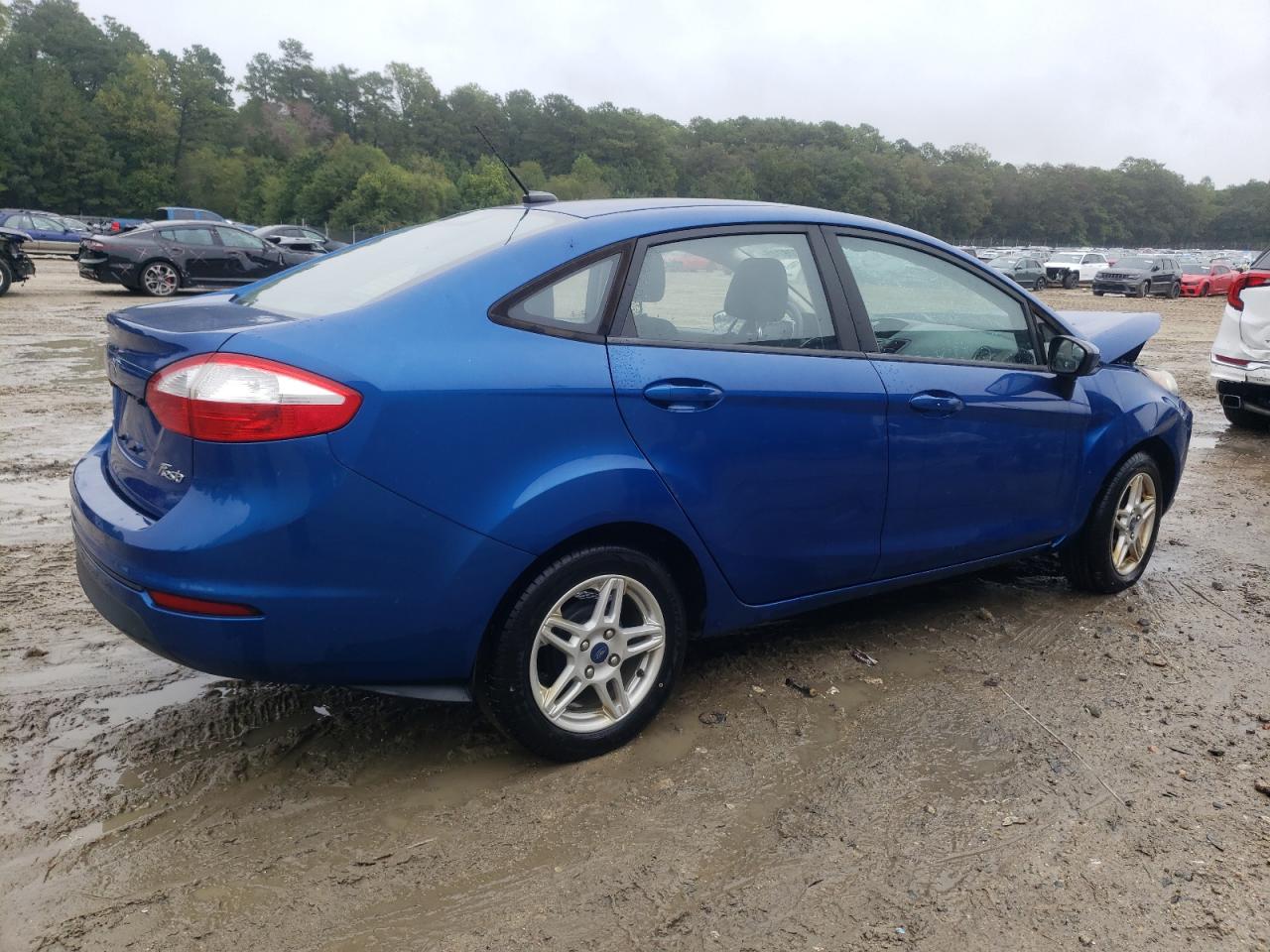 2018 Ford Fiesta Se Blue vin: 3FADP4BJ7JM129898