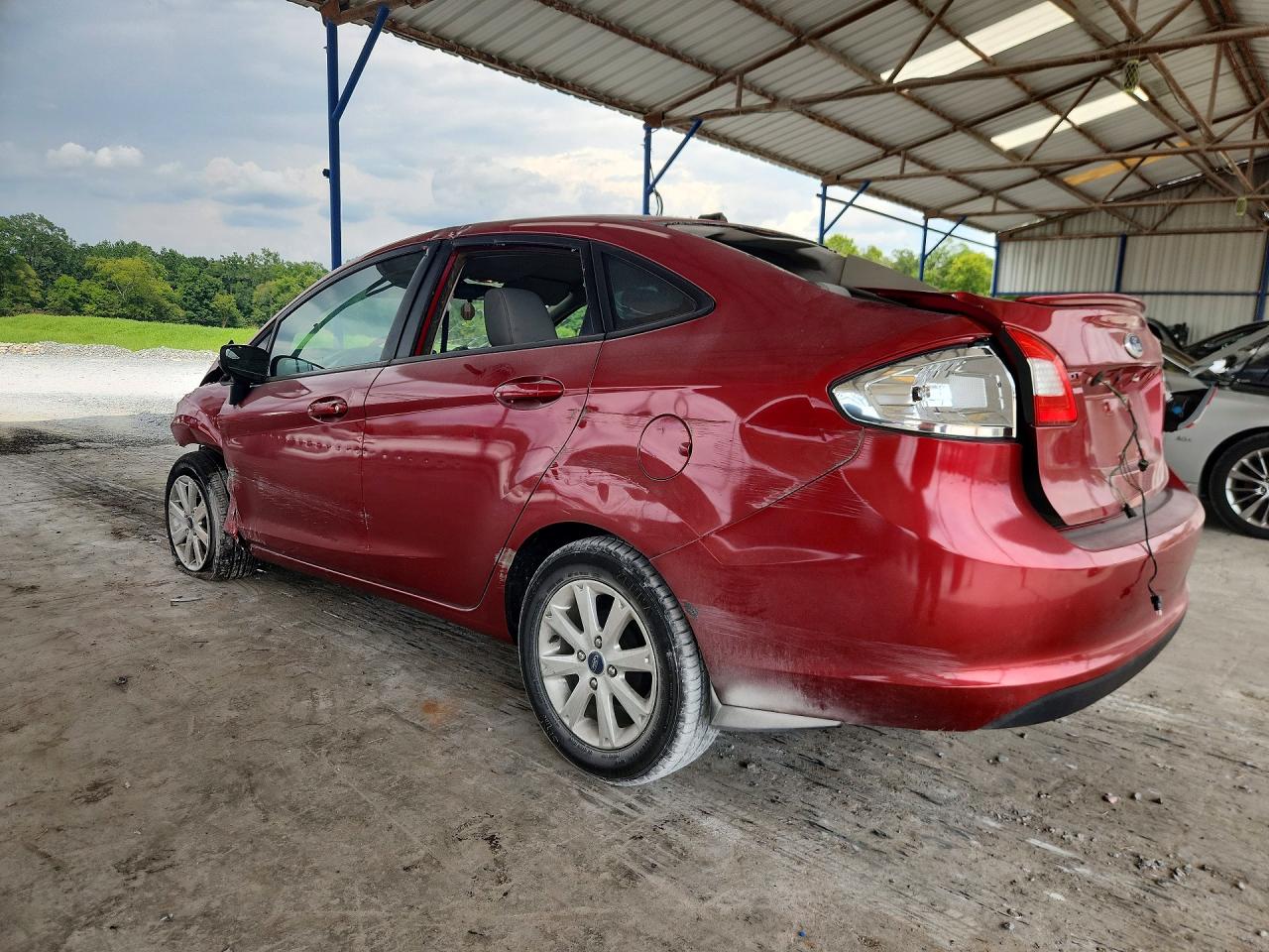 2011 Ford Fiesta Se Red vin: 3FADP4BJ8BM124548