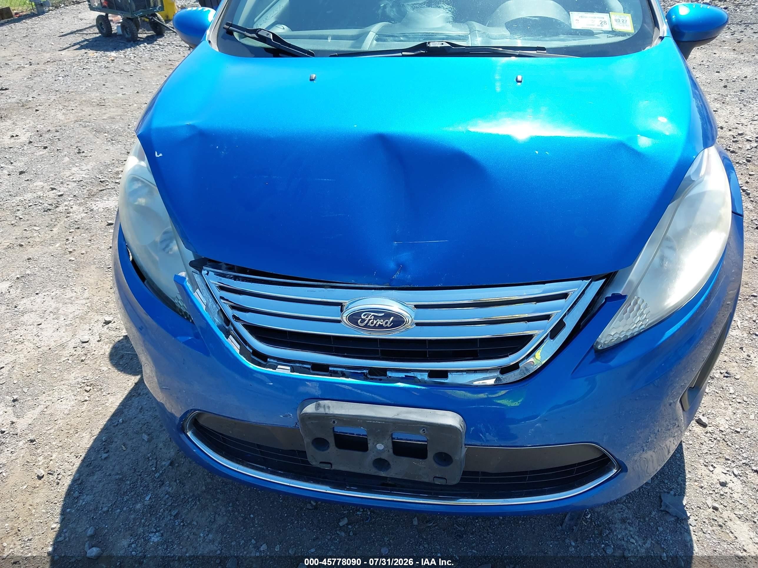 2011 Ford Fiesta Se Blue vin: 3FADP4BJ8BM142371